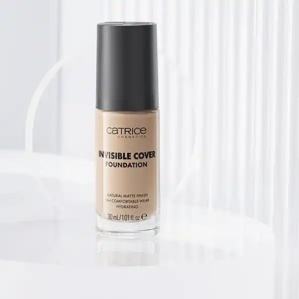 Invisible Cover Foundation 037W
