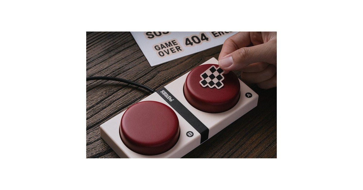 8BitDoFamicom Bundel, gaming toetsenbord  (Beige/rood, US lay-out, Kailh Box White, USB / 2,4 GHz / Bluetooth)