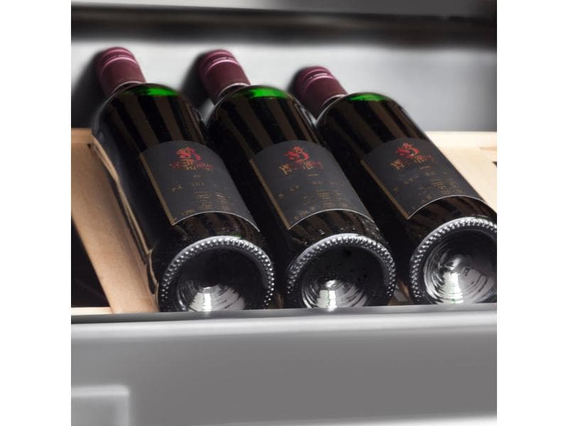 Caso Einbauweinkühlschrank WineDeluxe E 29 Schwarz, Rechts Einbau Weintemperierer mit Kompressortechnik