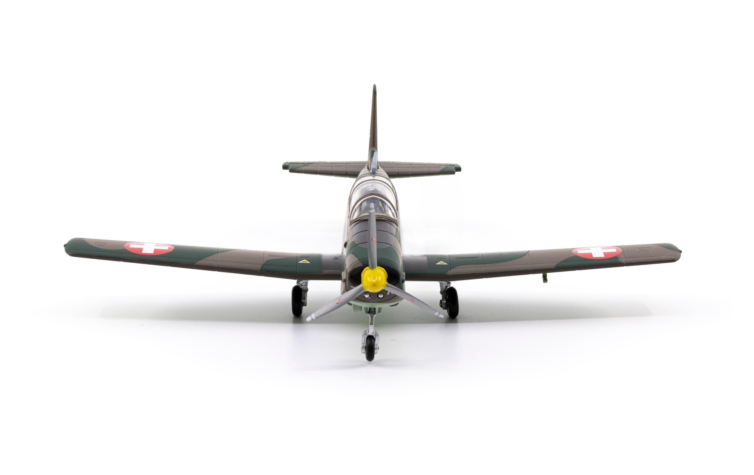Pilatus P-3 A-873 inkl. Chromständer 1:72Massstabsmodell Metallflugzeug mit Display-Ständer