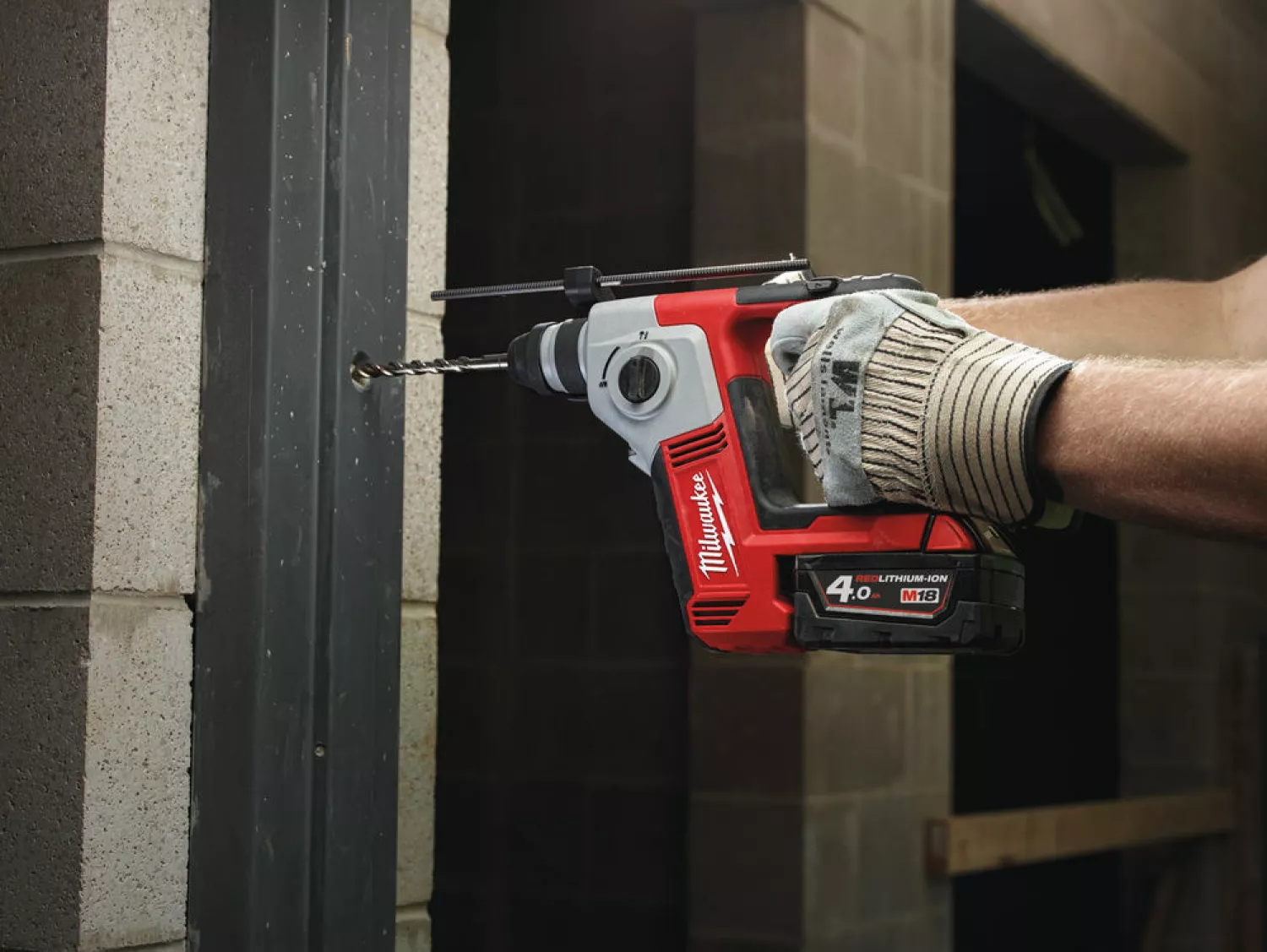 Milwaukee M18 BH-402C 18V Li-Ion Accu SDS-plus boorhamer set (2x 4.0Ah accu) in koffer - 1,2J