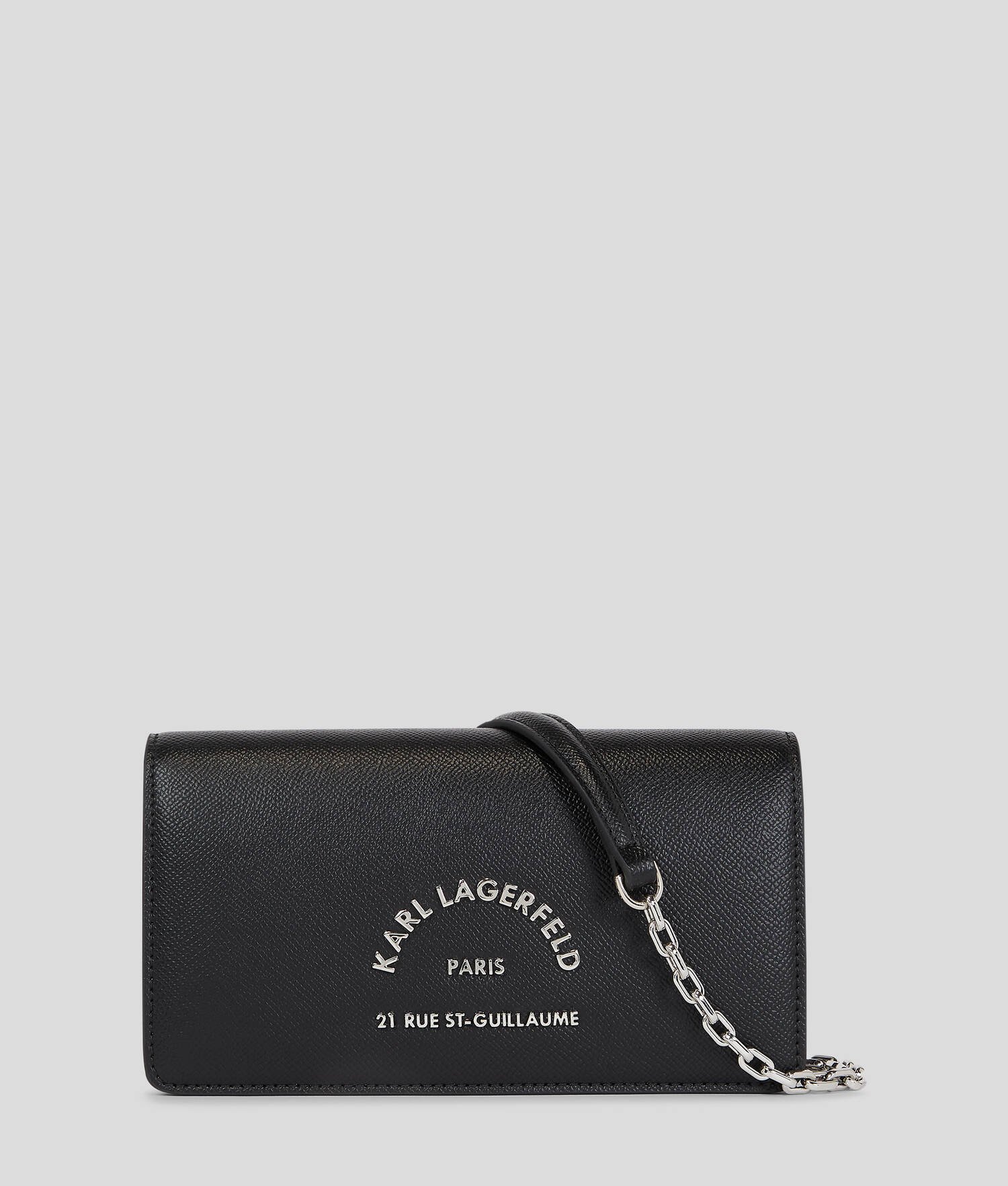 POCHETTE AVEC DÉTAIL EN MÉTAL RUE ST-GUILLAUME