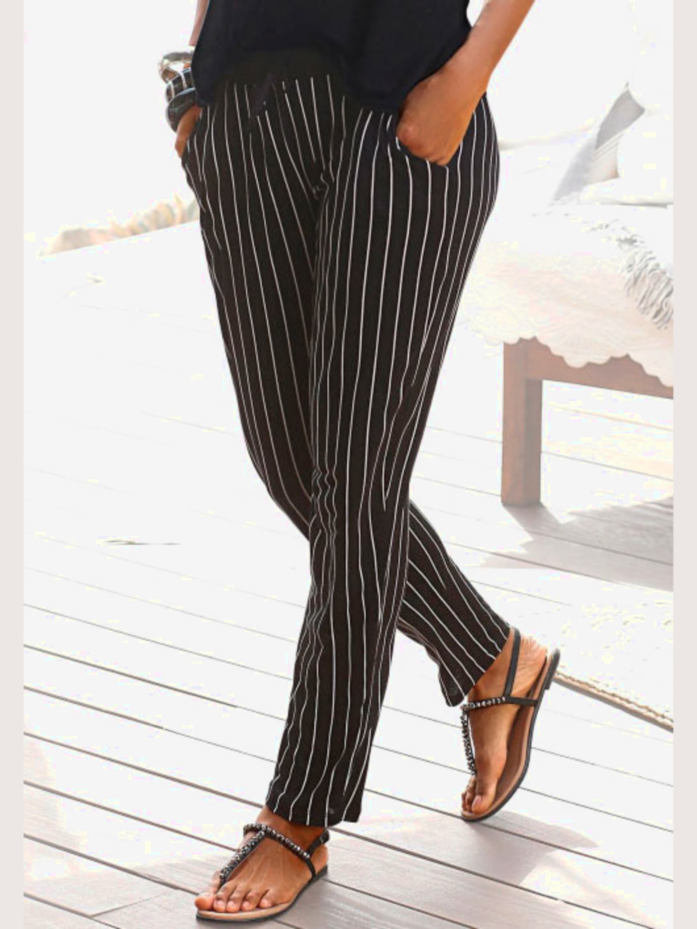 Pantalon de plage pantalon en tissu avec rayures en noir et blanc