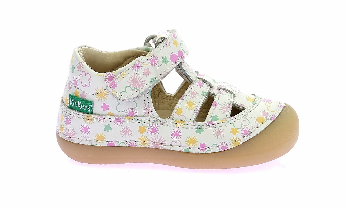 KICKERS<br>Sandálias fechadas de couro Sushy