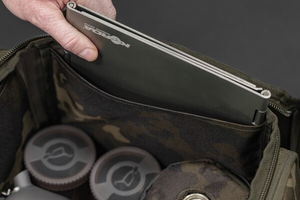 Sac de pêche Korda Compac Utility Bag Large Dark Kamo