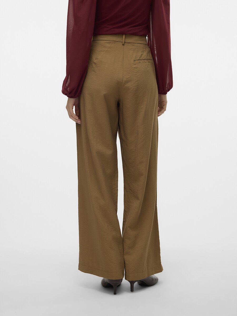 VERO MODA<br>Calças largas