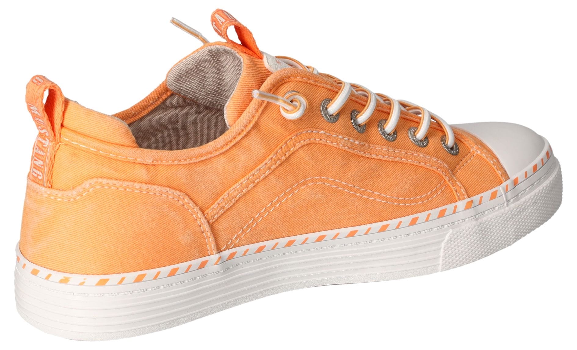 Mustang Shoes Slip-On Sneaker  , Slipper, Schlupfschuh, Freizeitschuh mit farbiger Sohleneinfassung