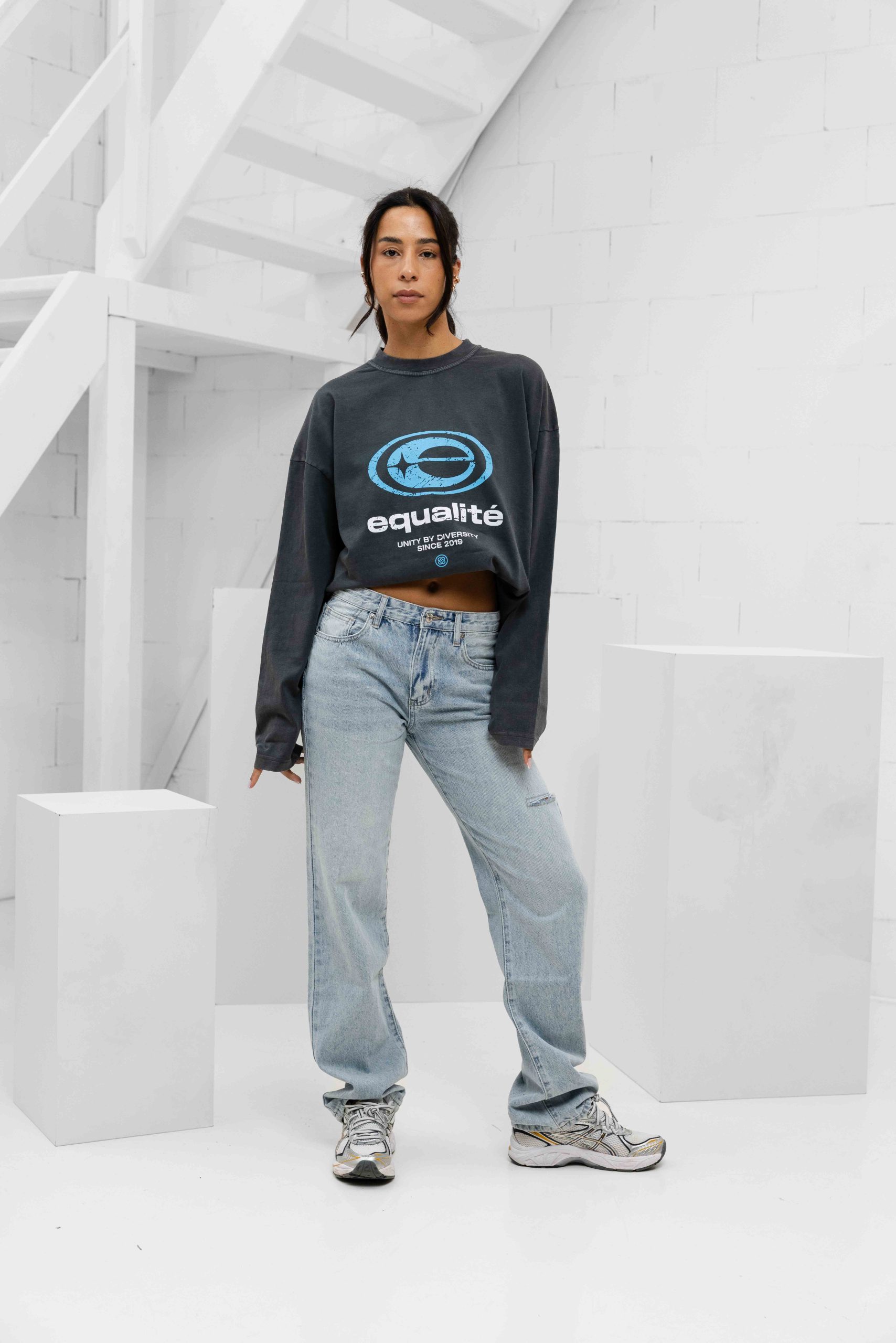 Equalité Elan Oversized Longsleeve Dames Donkergrijs