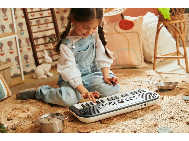 Casio Keyboard SA-51 Keyboard mit 32 Mini-Tasten und 100 Klangfarben