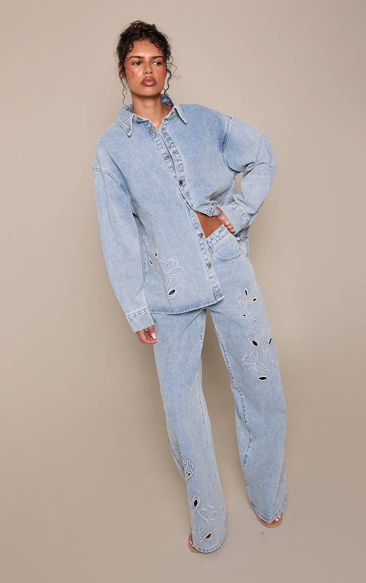 Mid Blue Wash Chemise En Denim Bleu Moyen Avec Détails Brodés