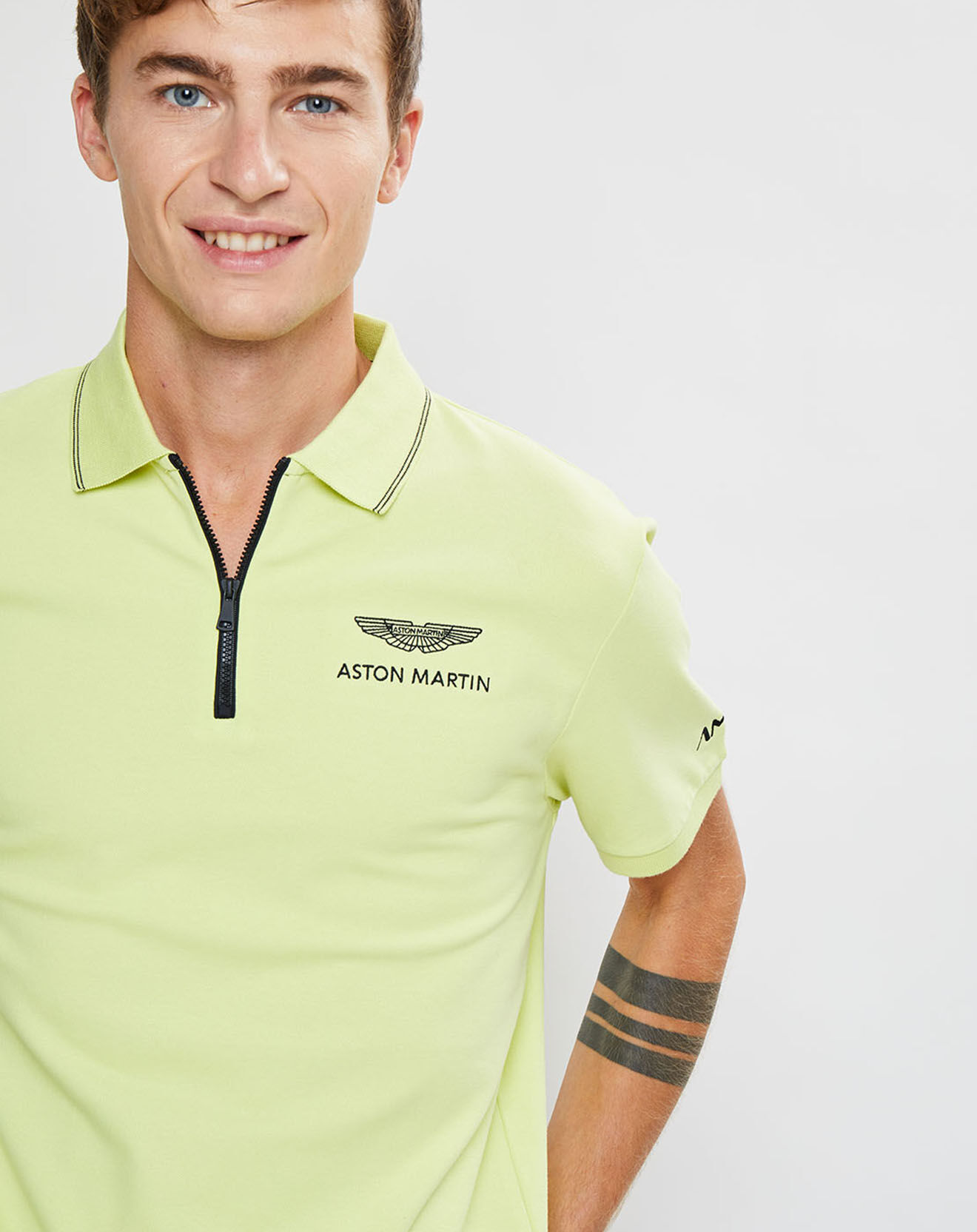 Hackett London Polo col zippé Aston Martin Racing jaune