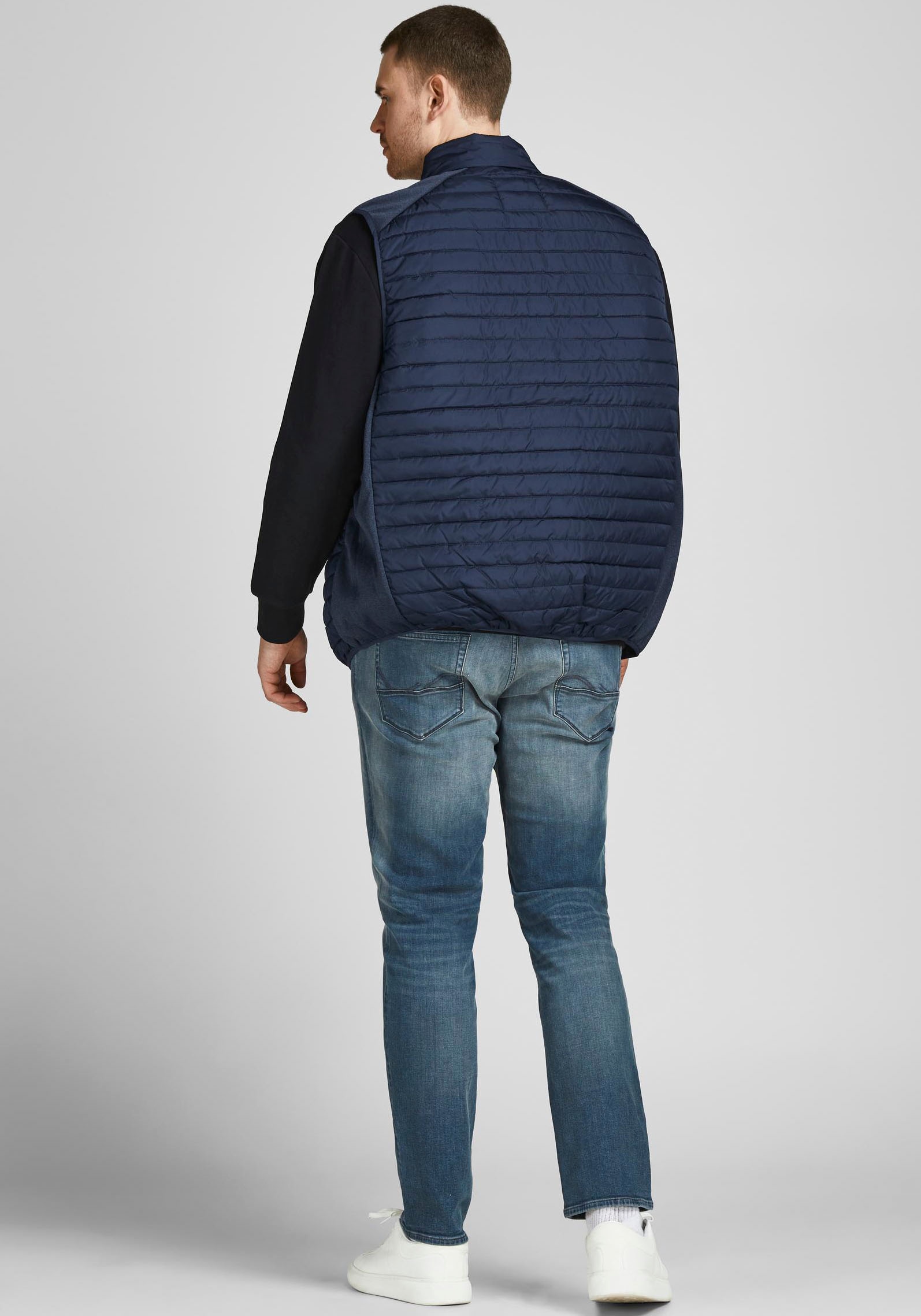 Jack & Jones PlusSize Steppweste »MULTI mit Stehkragen und normaler Form« unifarben, modisch, regular fit, Polyester, Stehkragen