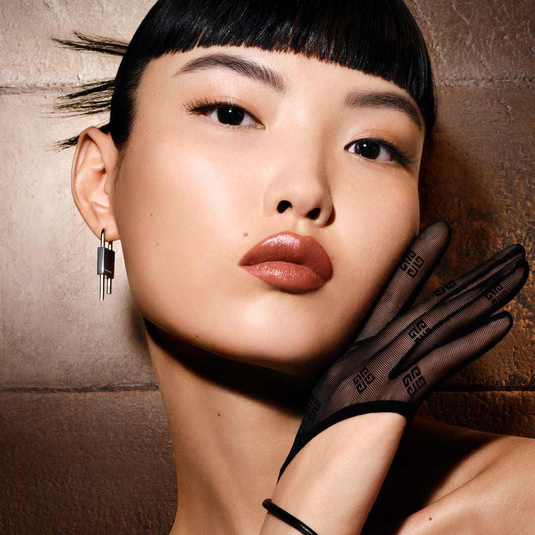 GIVENCHY LÁBIOS Le Rouge Interdit Satin