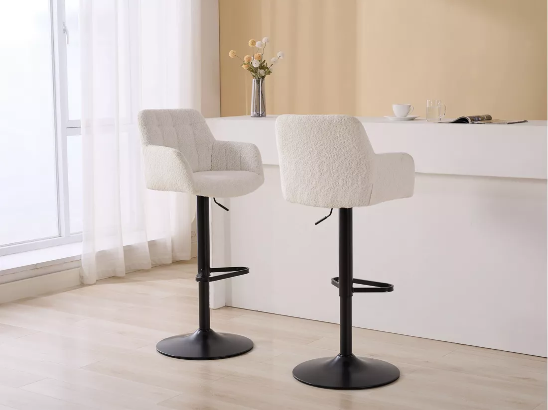 Lot de 2 tabourets de bar en tissu bouclette et métal noir - Hauteur réglable - Blanc - PEGA de Pascal MORABITO
