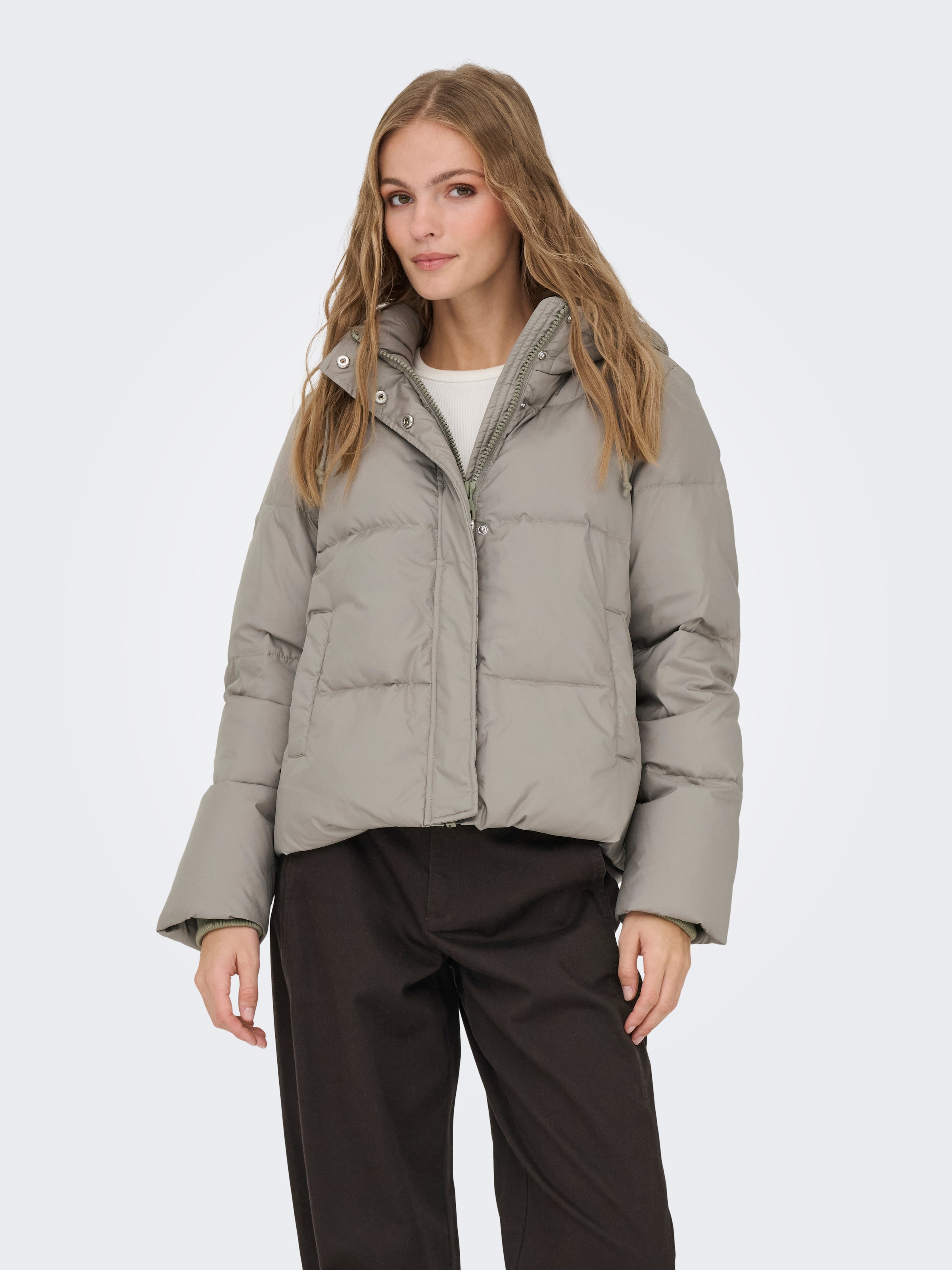 ONLY Steppjacke »ONLALICE SHORT DOWN JACKET NOOS OTW« mit Kapuze