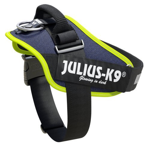 Coleira peitoral Julius K9 para cães em tons de jeans e neon.