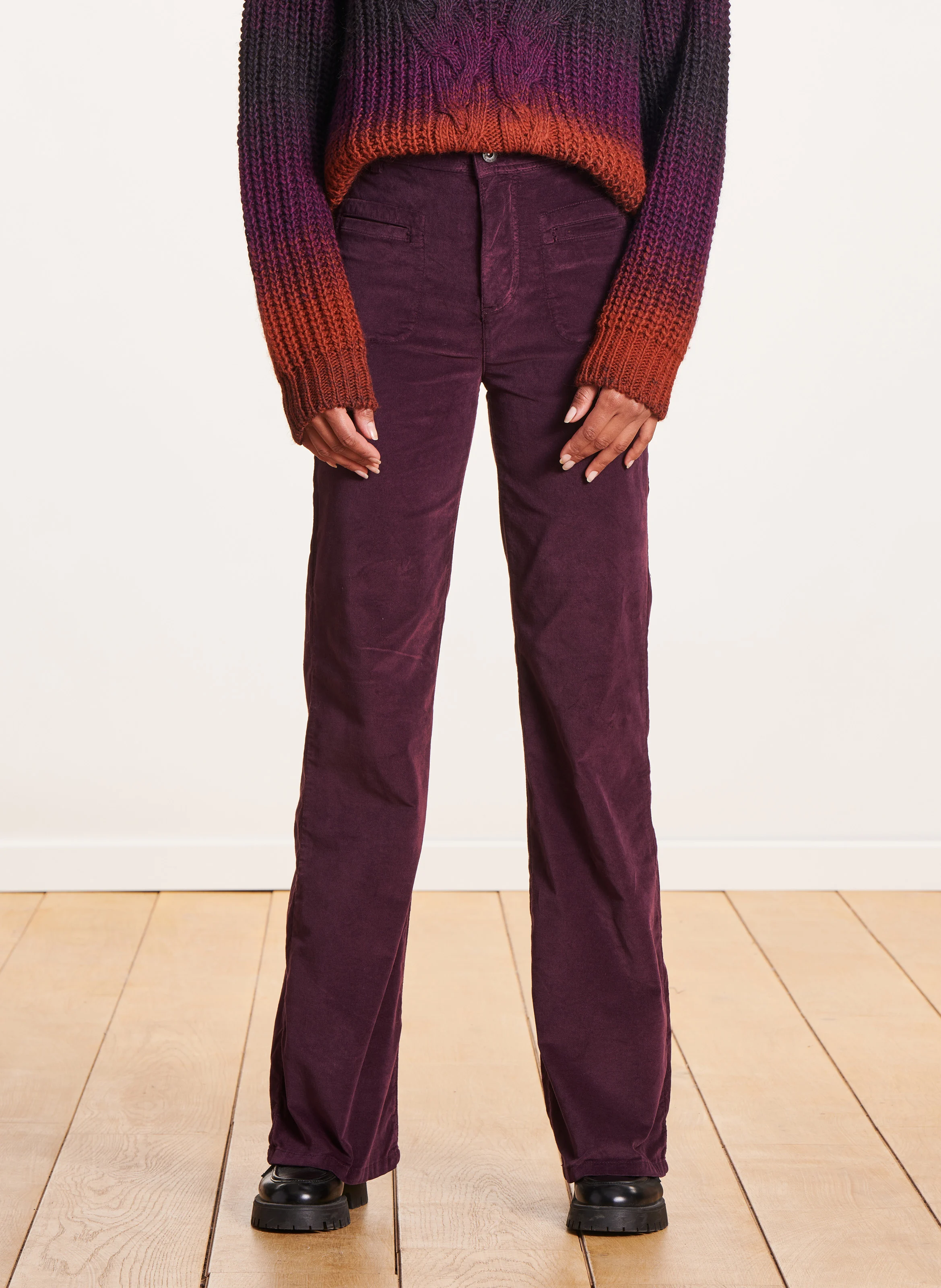 Pantalon boot-cut taille haute en coton bio mélangé | Violet