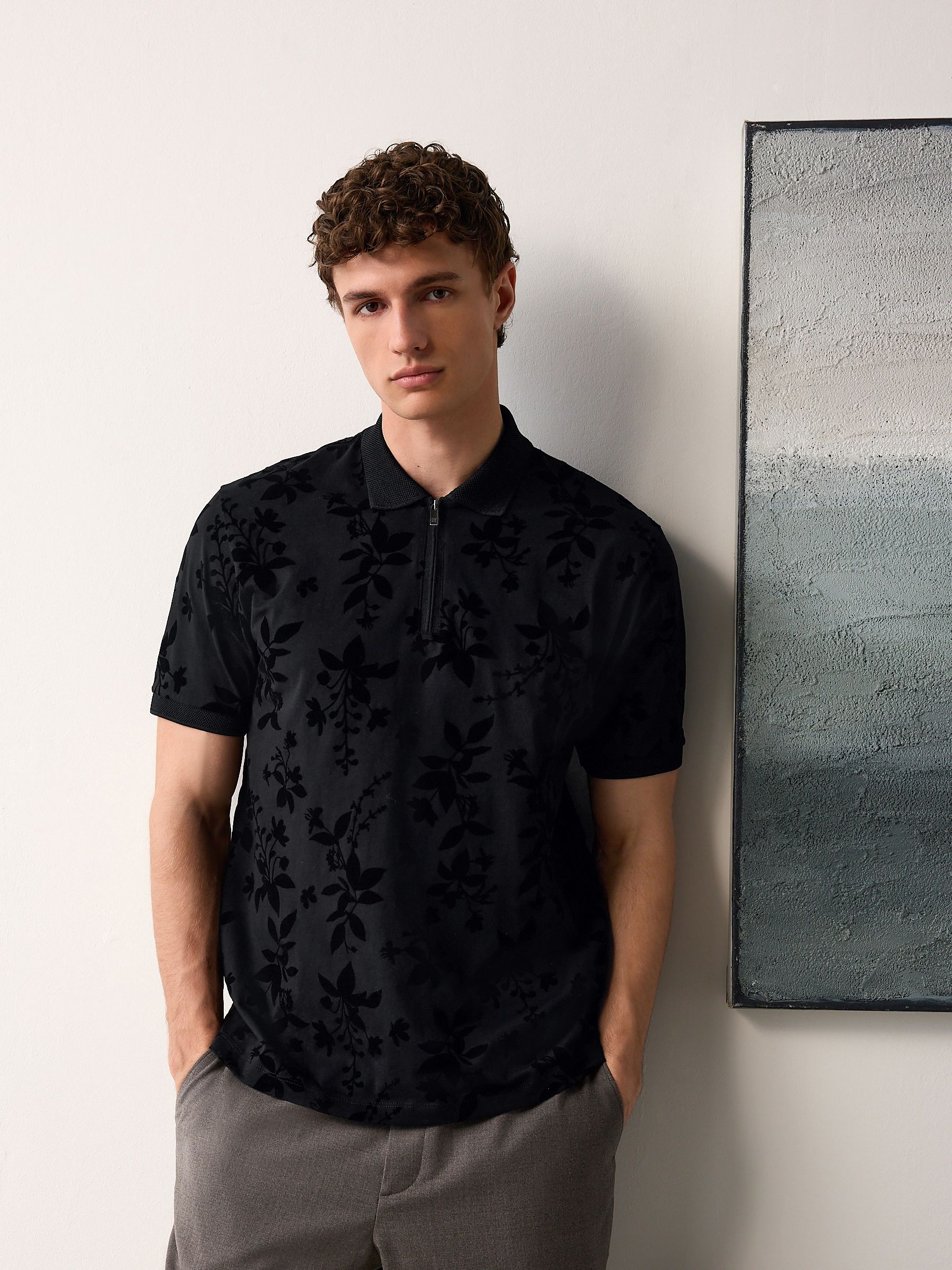 Zwart bloemenprint - Kwart poloshirt met gevlokte ritssluiting