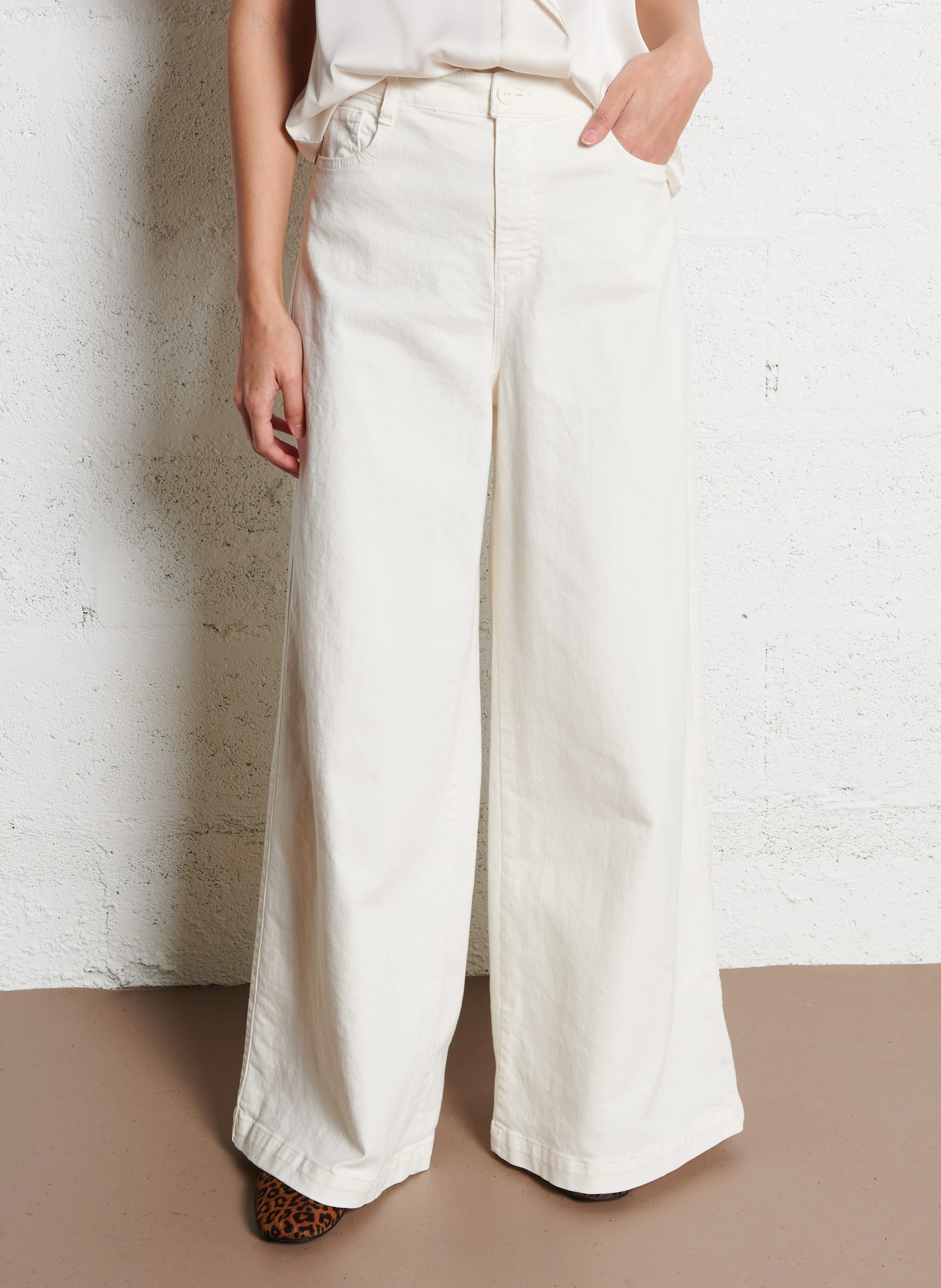 Jean boot-cut taille haute en coton mélangé | Blanc