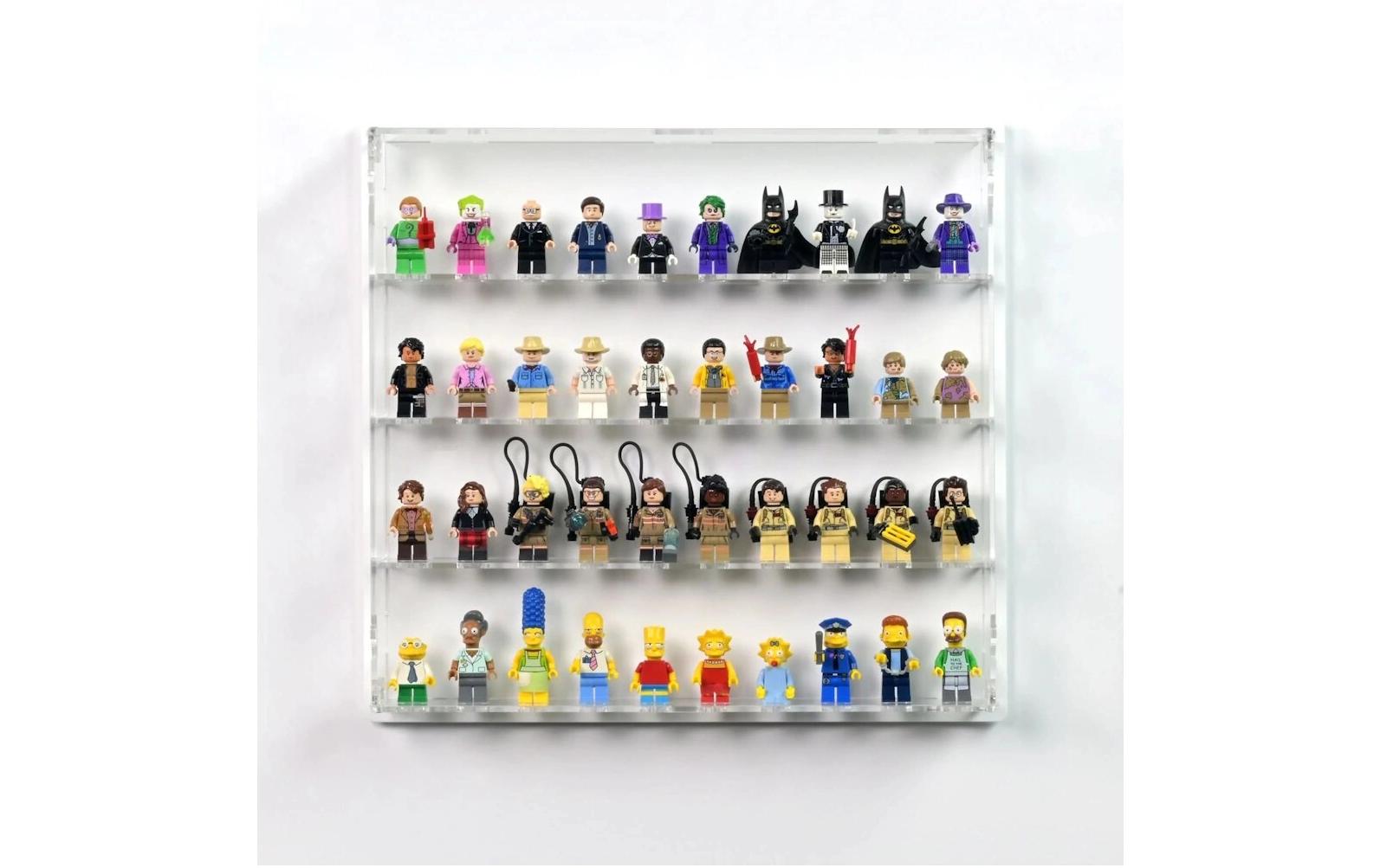 Baukasten Acryl-Wand-Display für 40 LEGO-MinifigurenAcry-Display-Box mit weissem Hintergrund