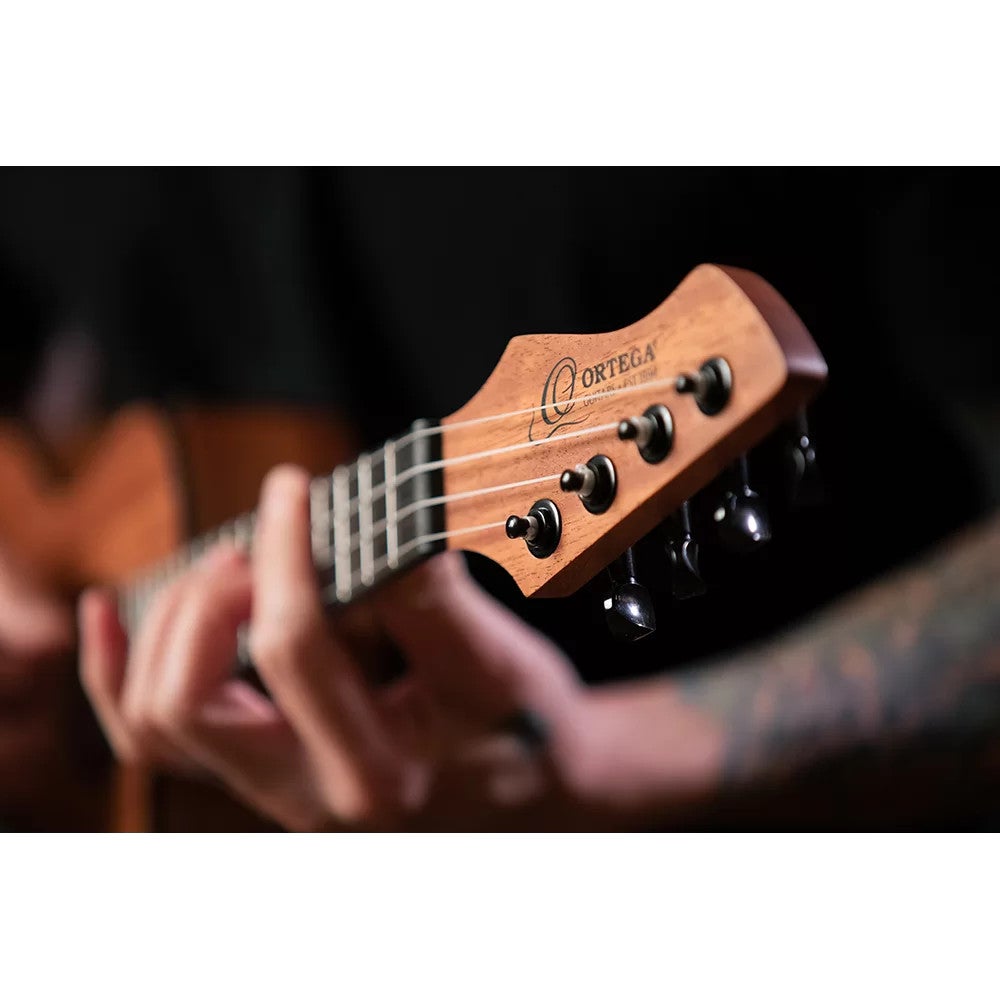 Ortega RUHZ-CE-MM Horizon Series Concert Ukulele Natural elektrisch-akoestische concert ukelele