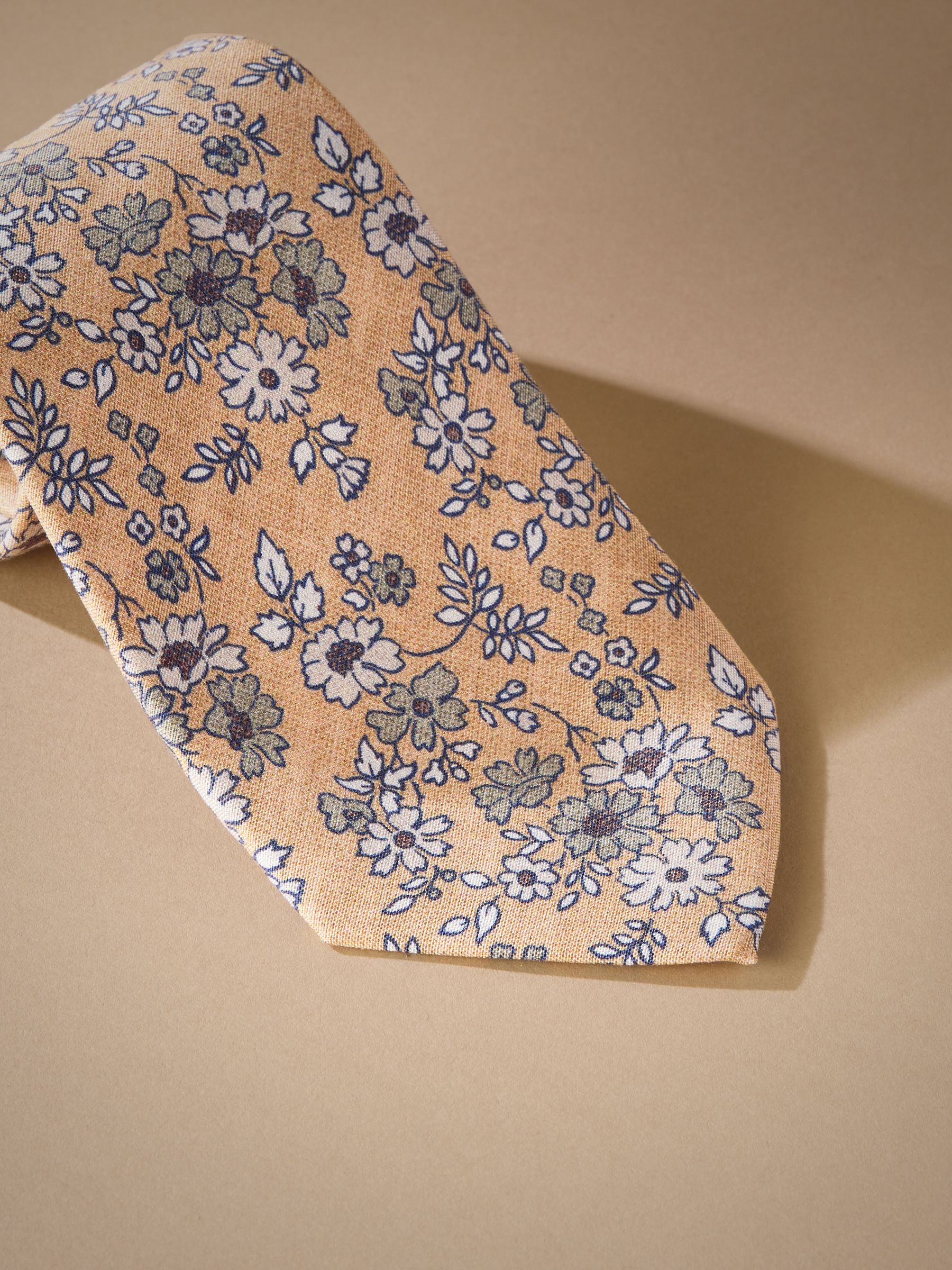 Geel - Signature Made In Italy Printed Paisley Tie