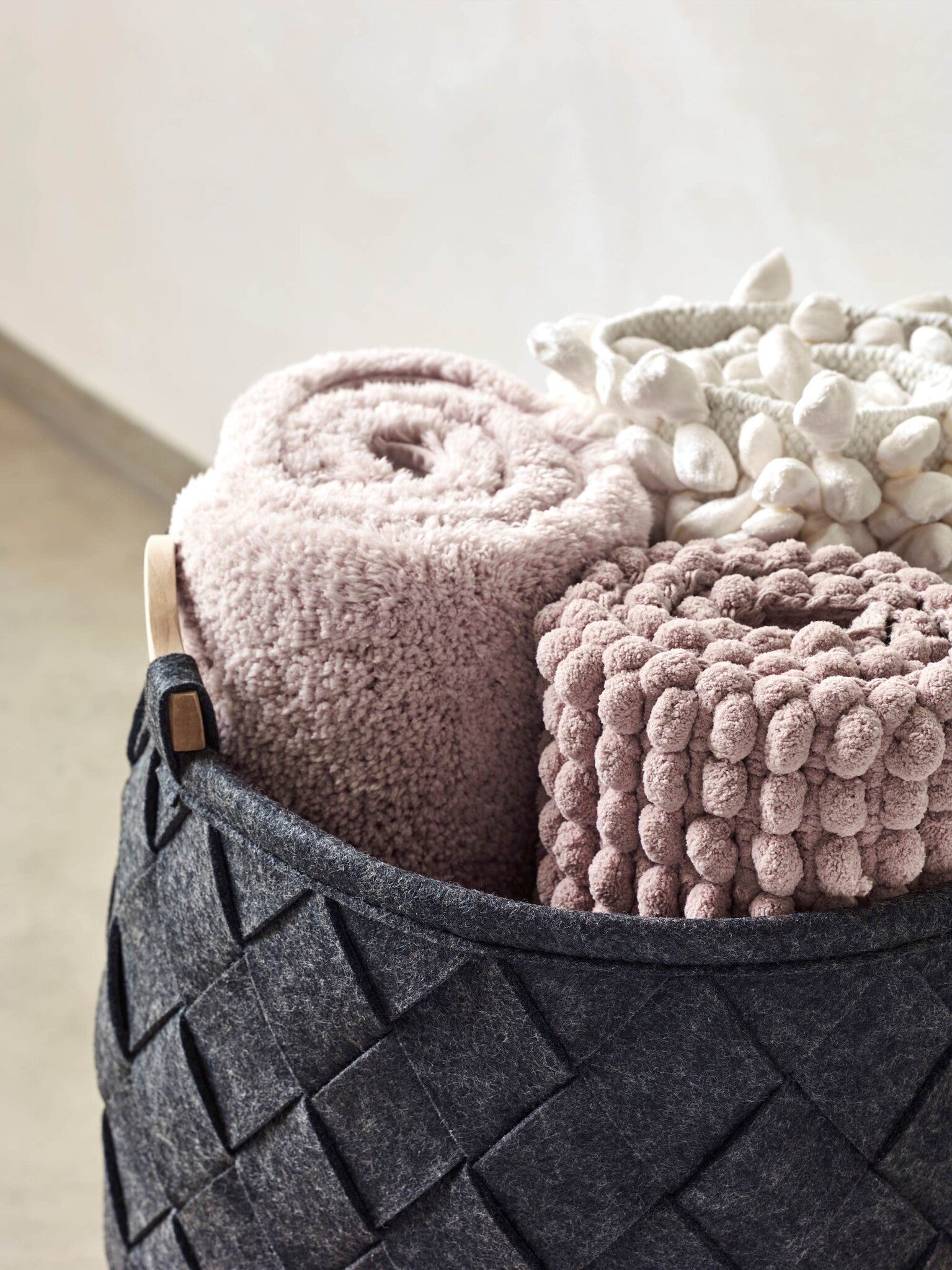 Mauro Badmat Cameo | 80 x 160 cm | Beige | Roze | Polyester
