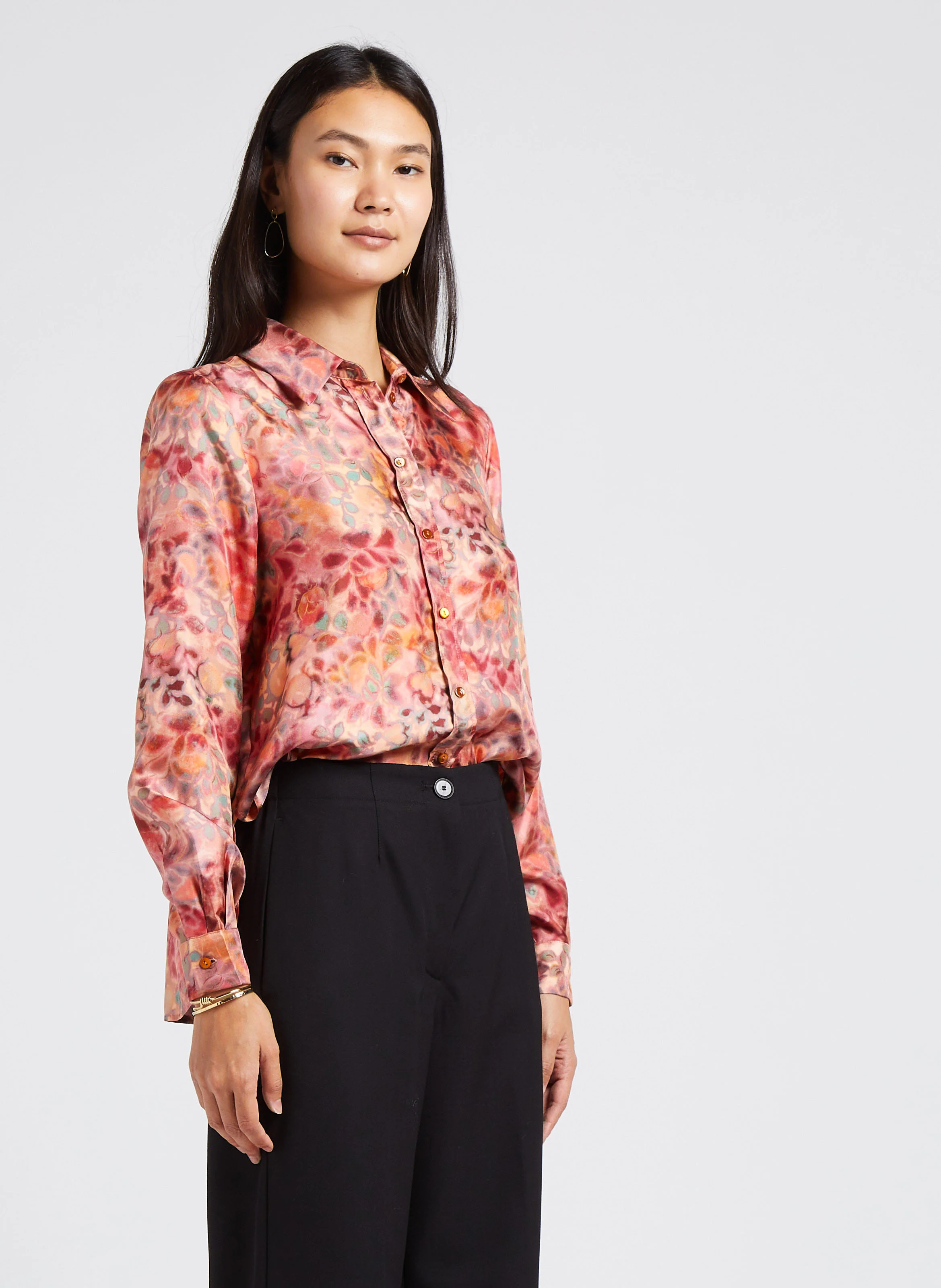 ARLES - Chemise col classique imprimée en soie | Multicolore