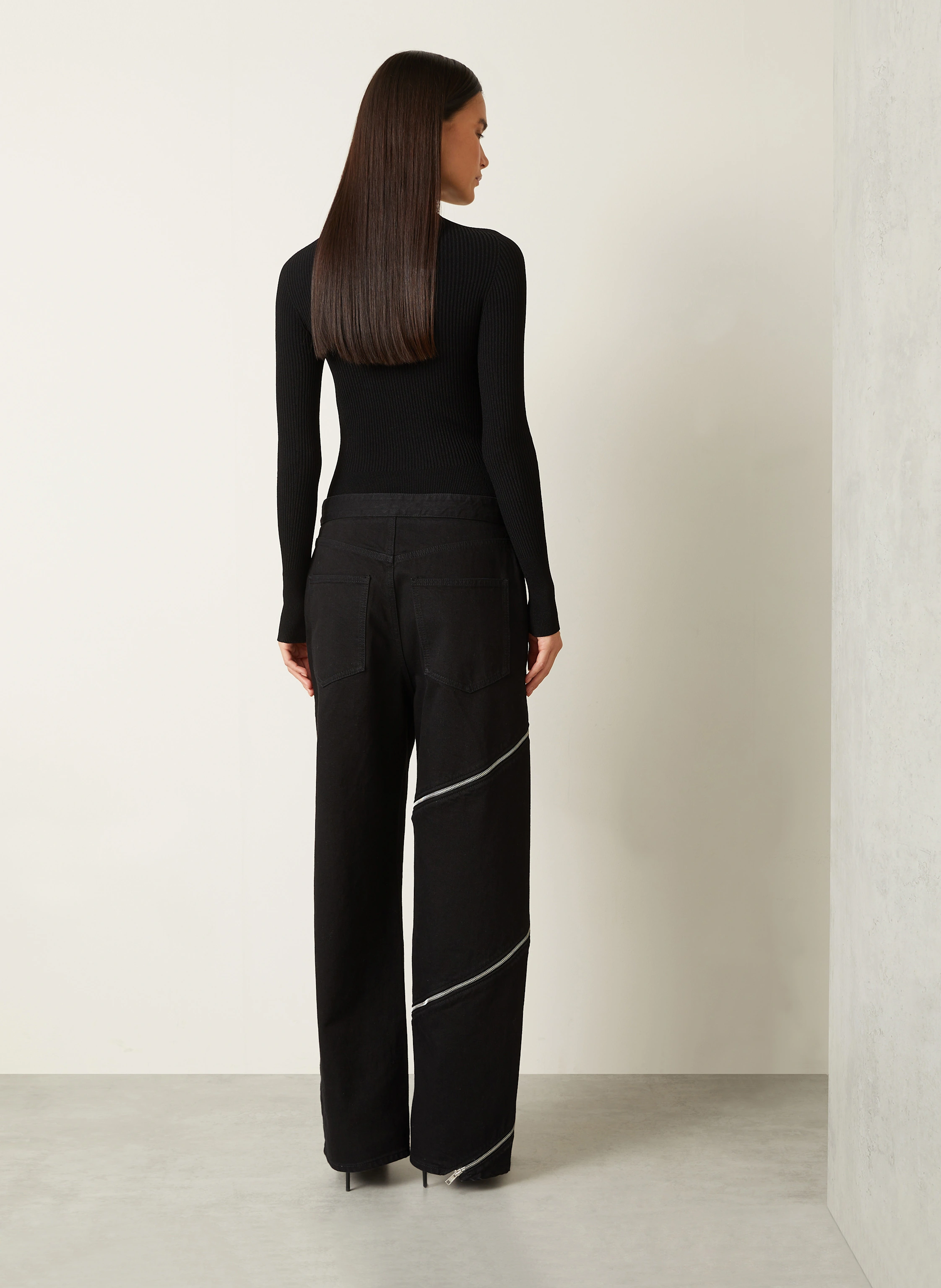 ALAÏA String-Body