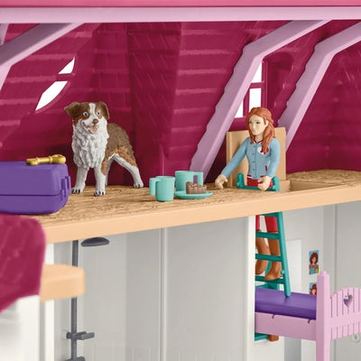 Schleich 42706 Horse Club Lekesett Lakeside Country House & Stall