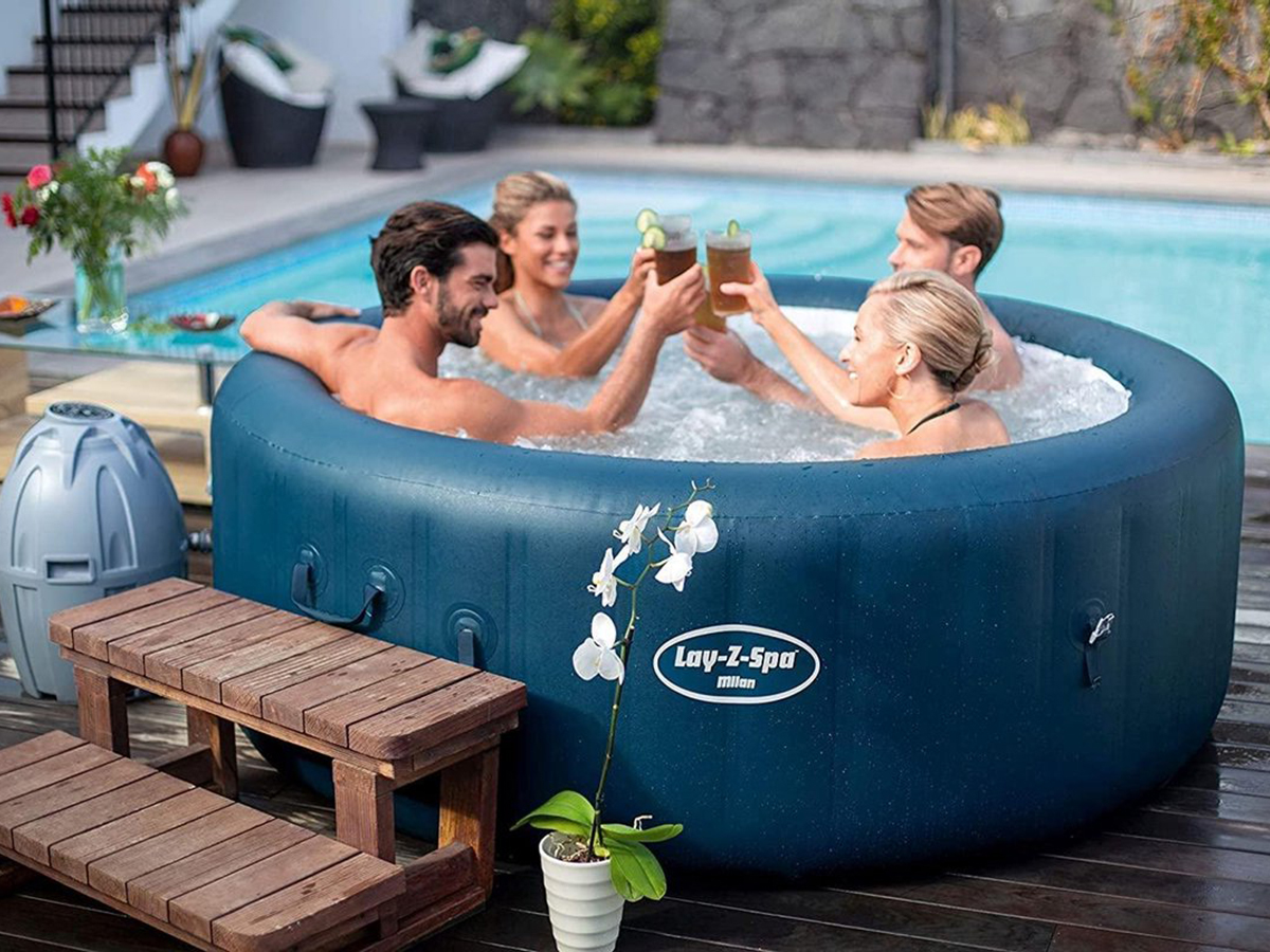 Bestway Lay-Z Milan 4-6 personen spa