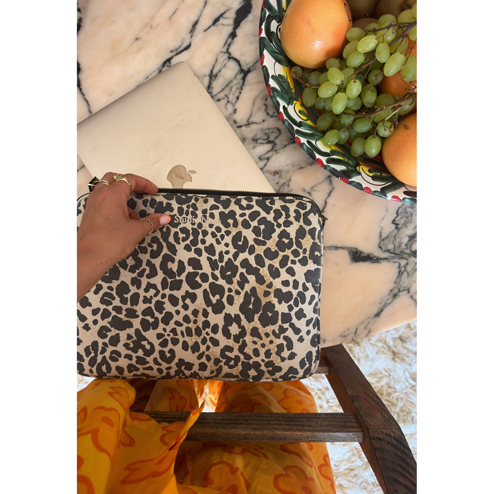 Studio Noos 13 inch laptopsleeve Soft Cotton Leopard beige/zwart