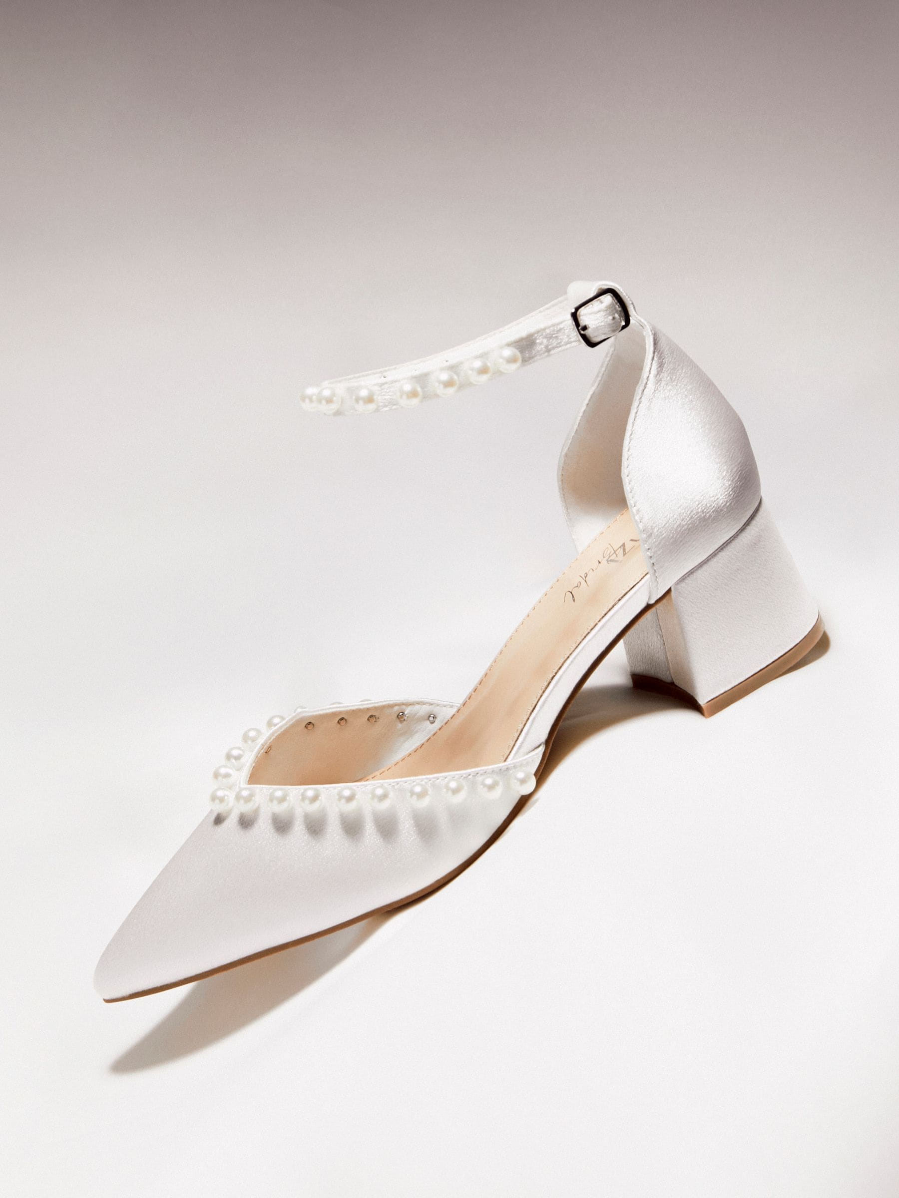 Linzi Swan Court Heels With Pearl Details