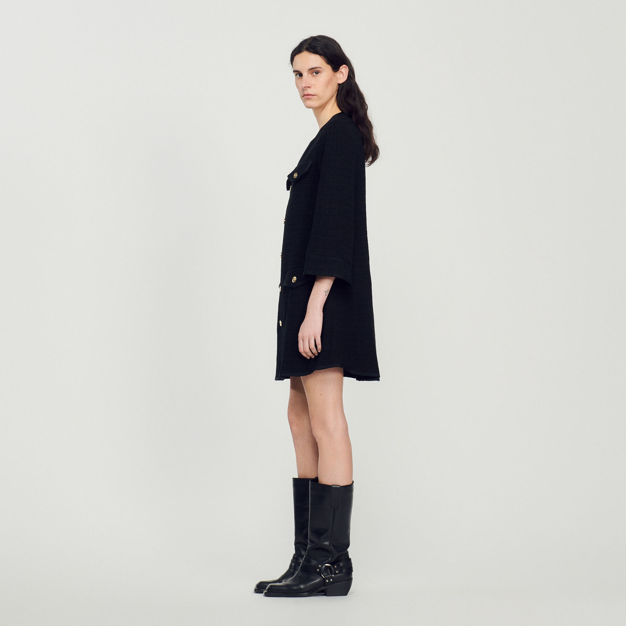 Robe courte en tweed á manches longues