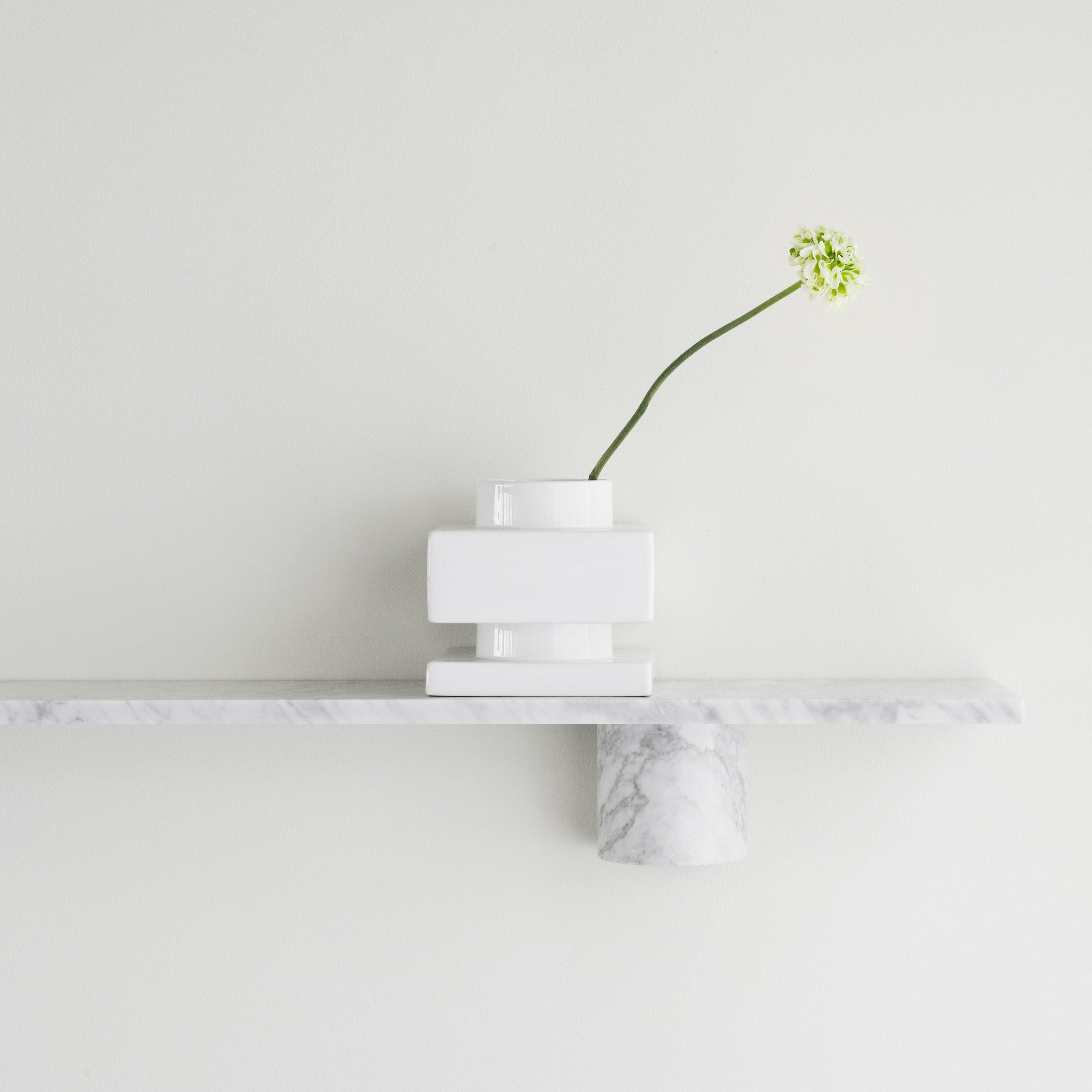 Normann Copenhagen Sten Wandplank B 80 cm - Marmer / Wit