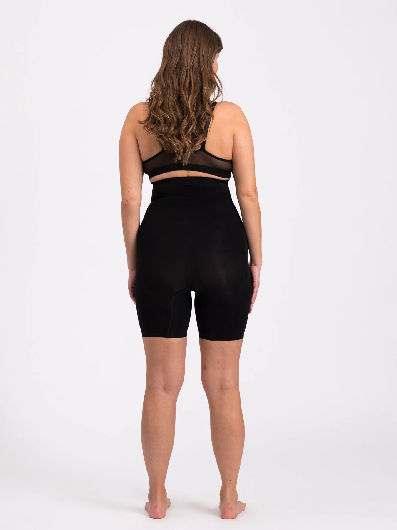 Lykkeland Ateliér Alturra Highwaist Shaping Shorts black