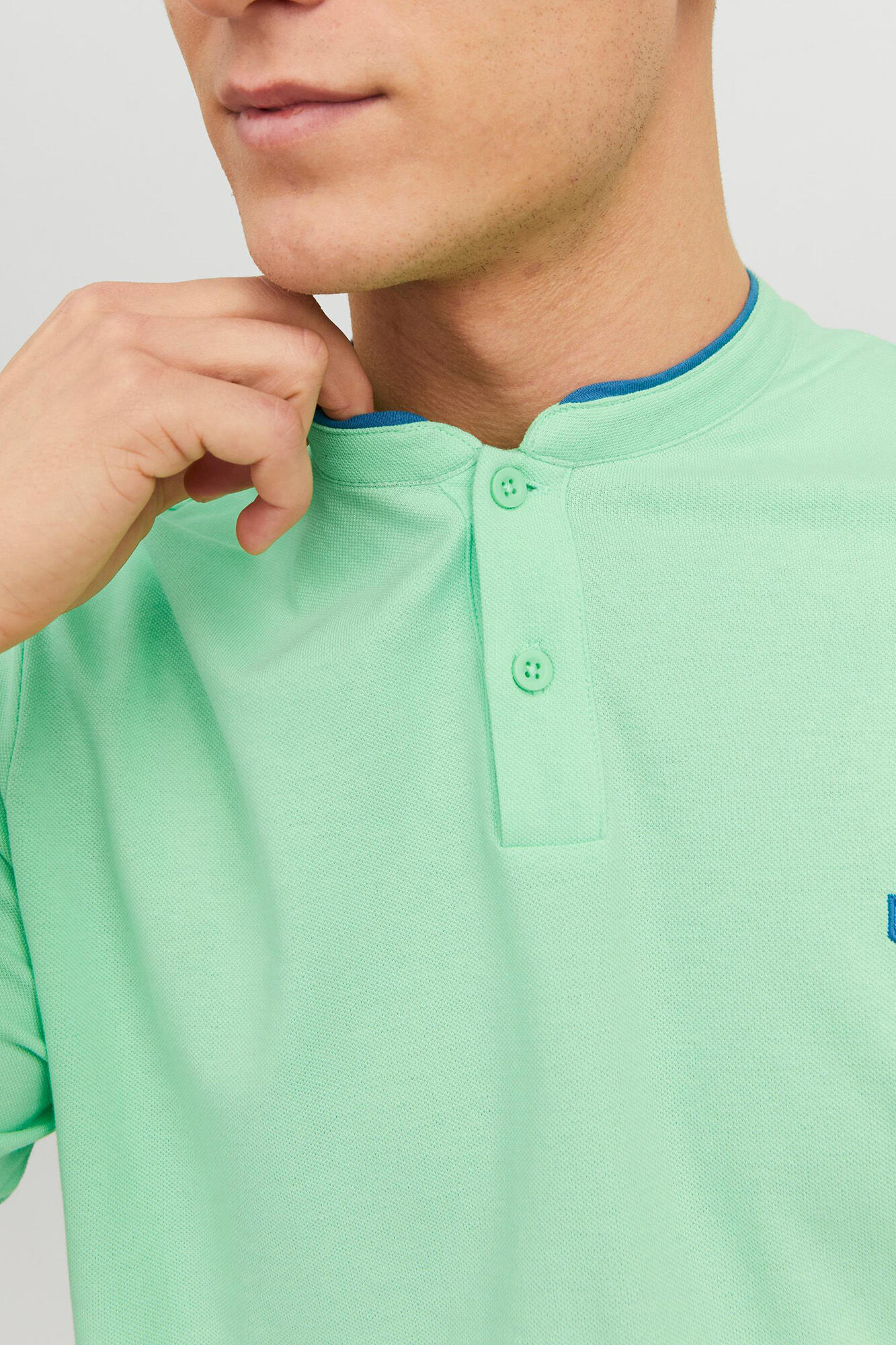 Camisa polo com gola mandarim - Verde