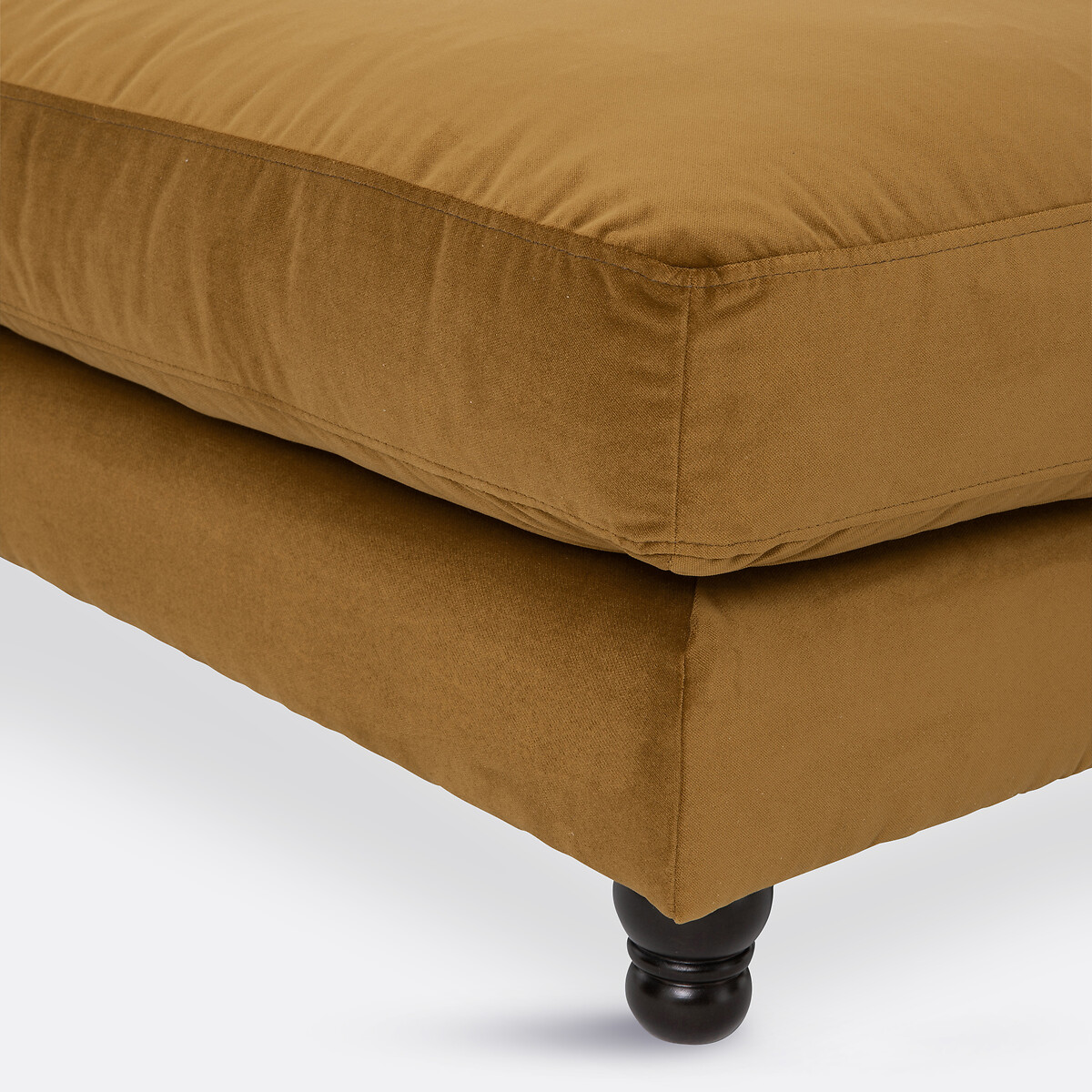 LA REDOUTE INTERIEURS<br>Puff de veludo, Meio-dia