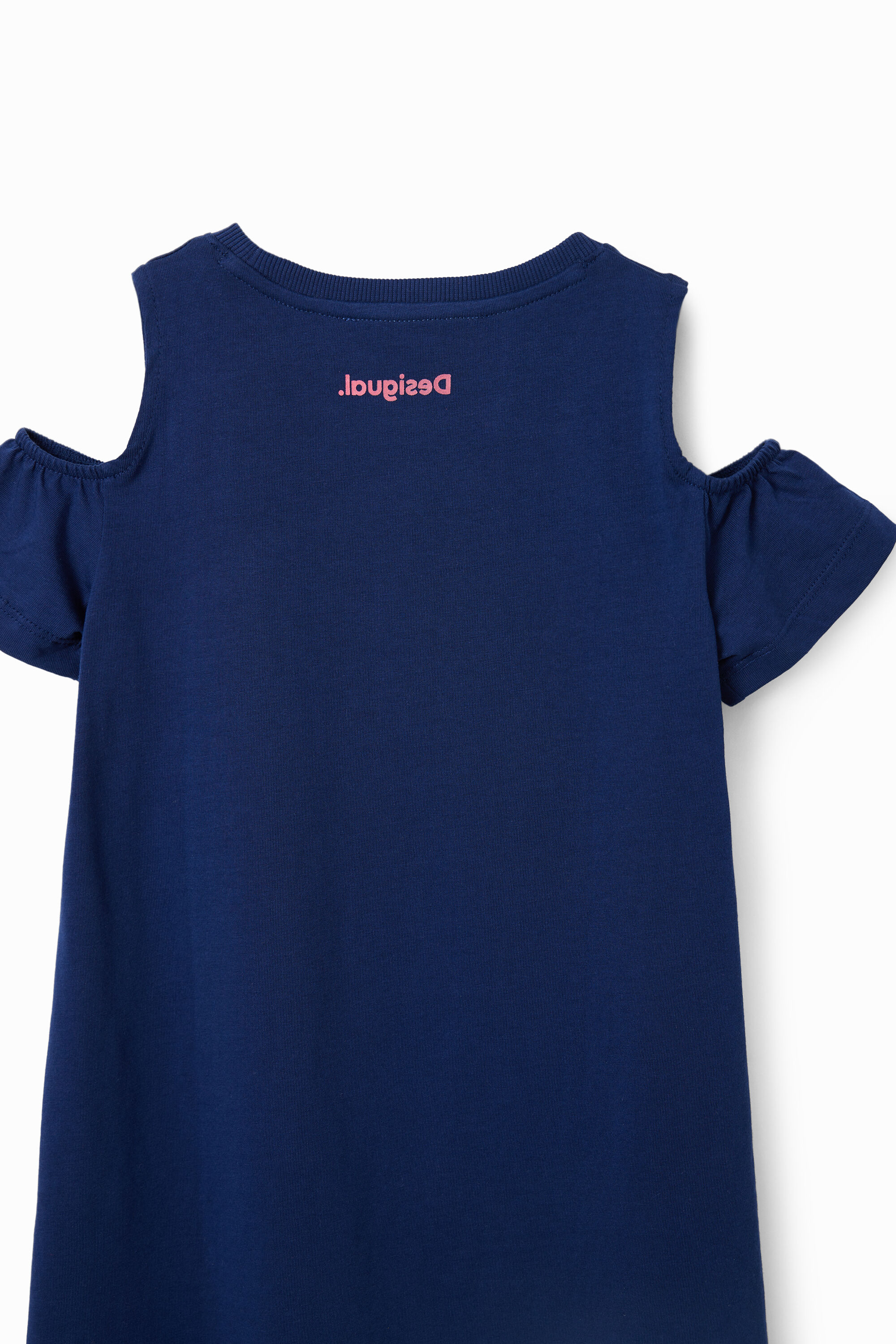 Robe t-shirt découpes cœur