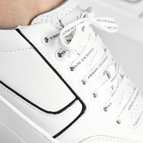 Baskets XUX135 XV561 Off White