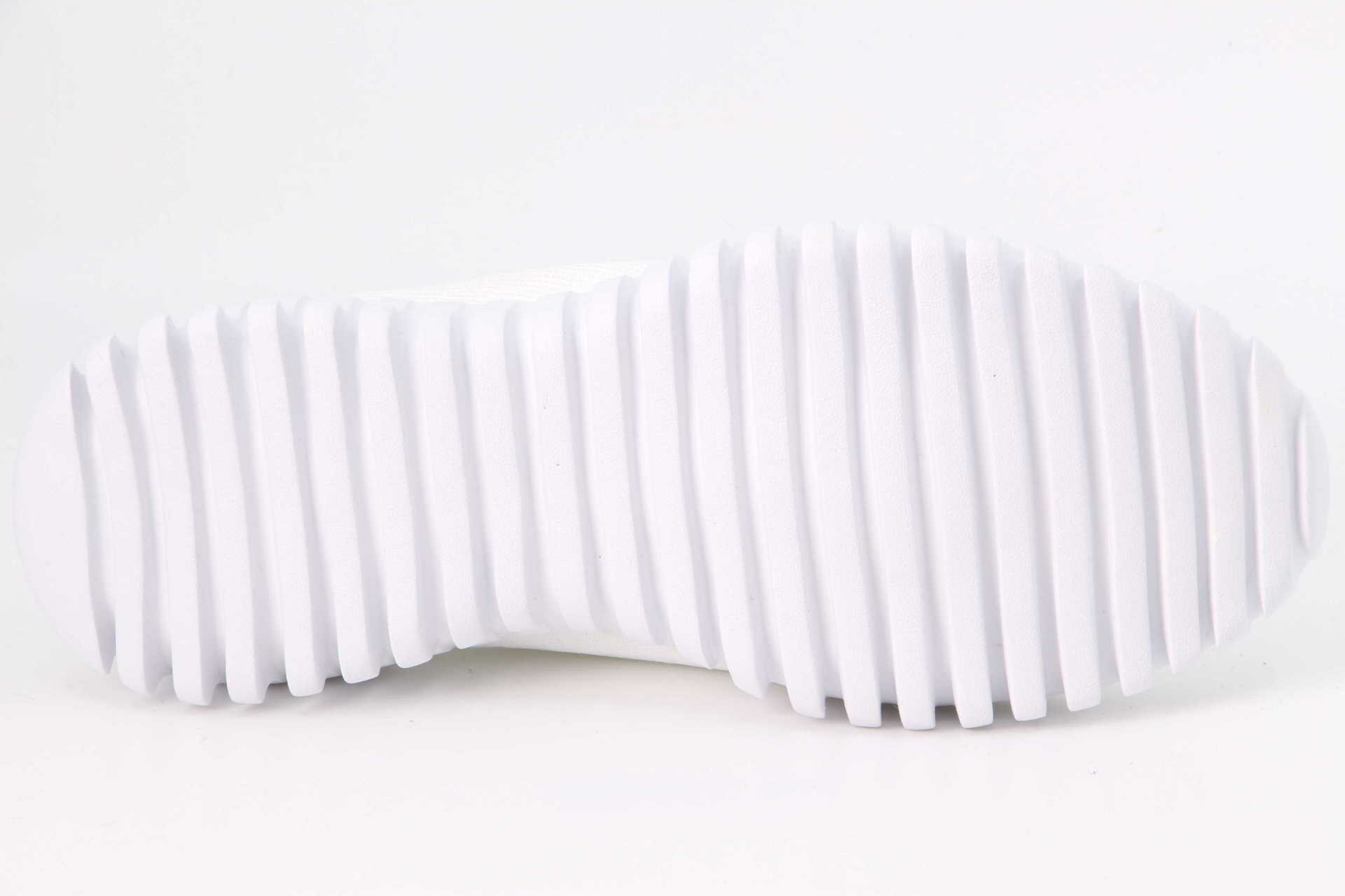 bernie mev Gravity white