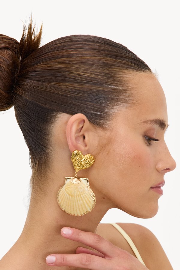 ELEGANT INDULGENCE - GOLD
