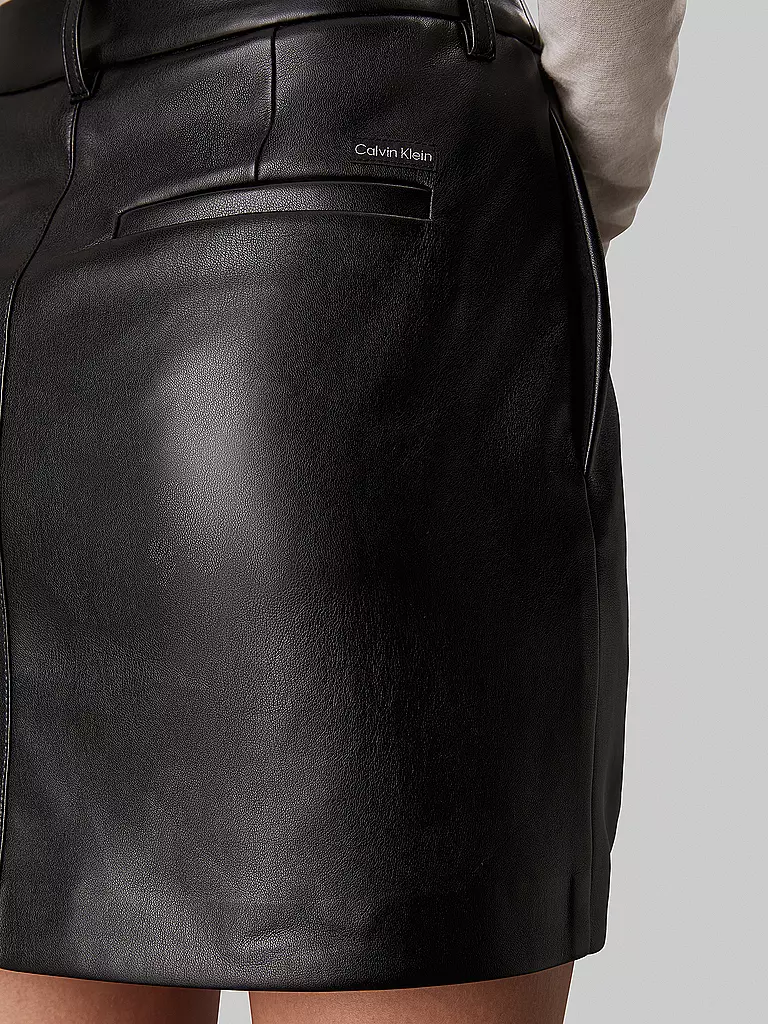 CALVIN KLEIN JEANS Lederrock FAUX schwarz