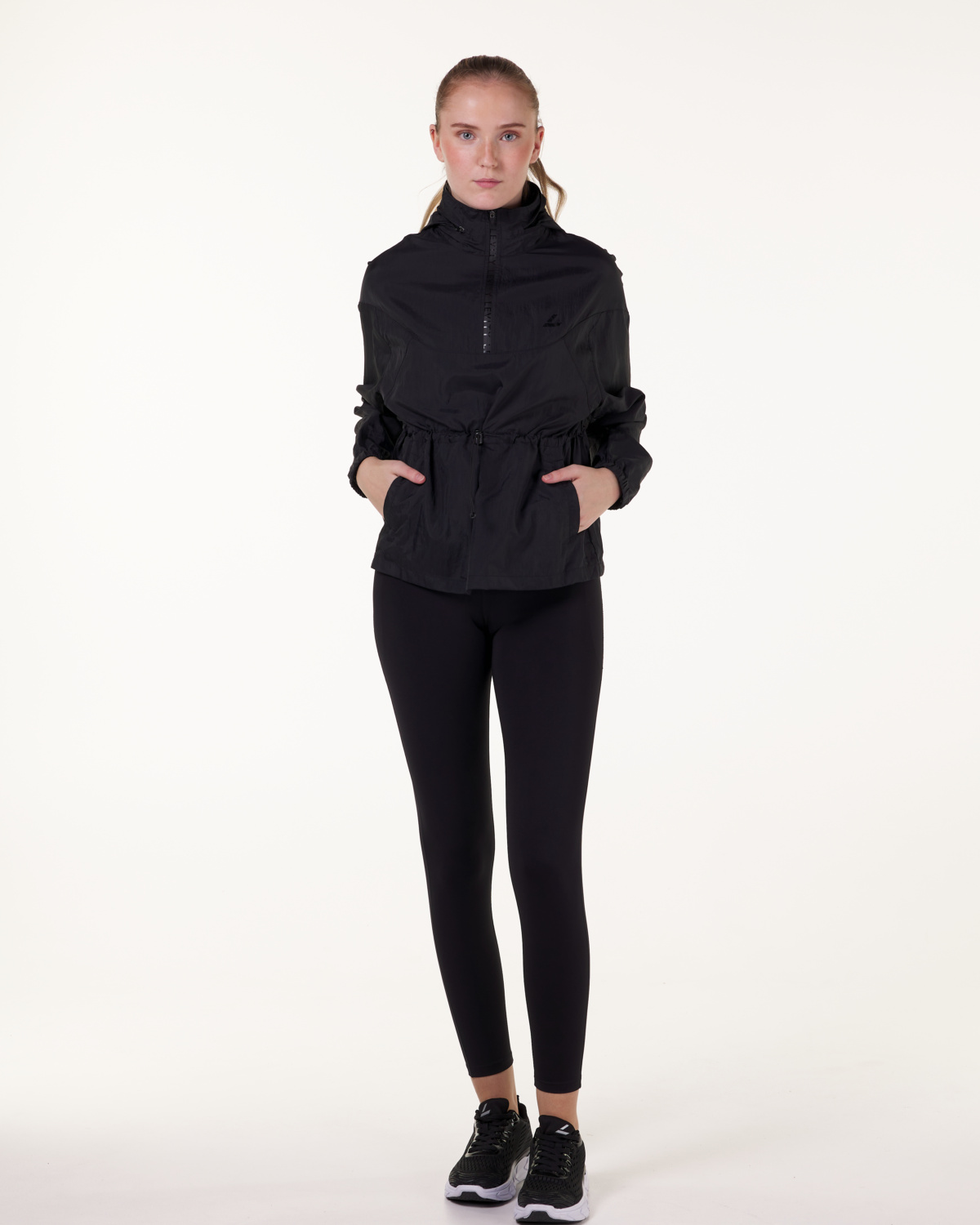 LEVITY Contour Jacket Black