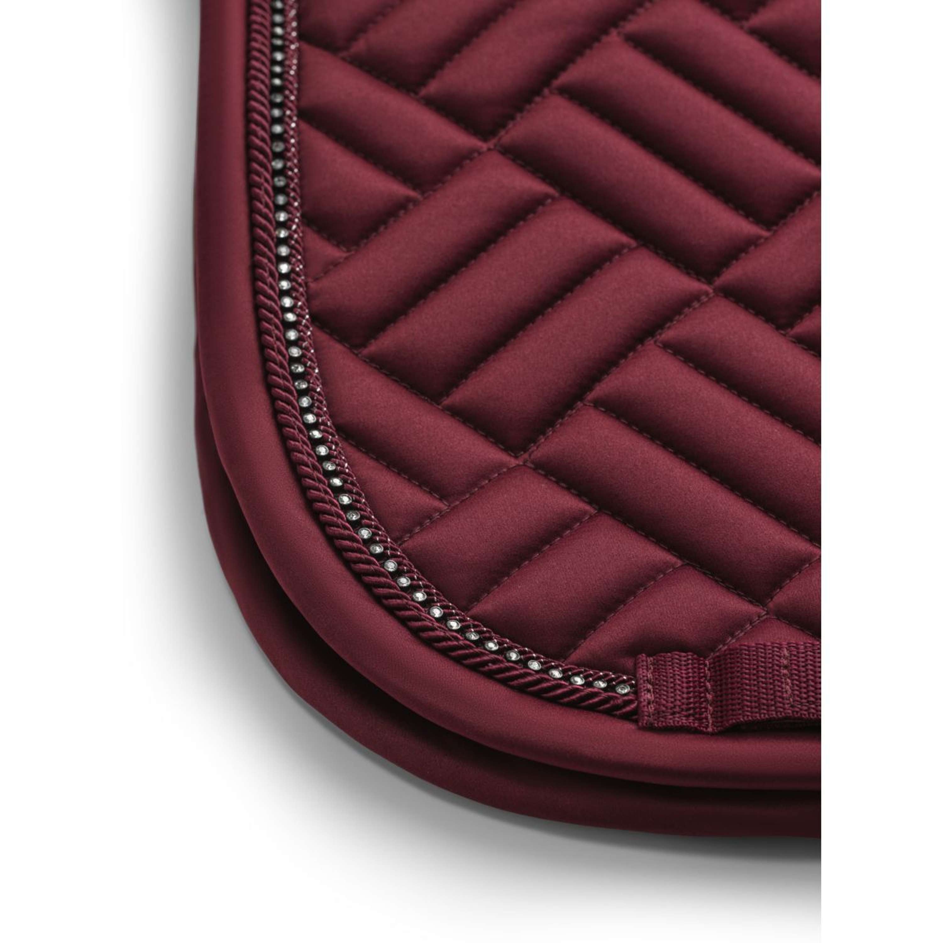 Equestrian Stockholm Zadeldekje Vegan Fur Dressuur Crystal Bordeaux