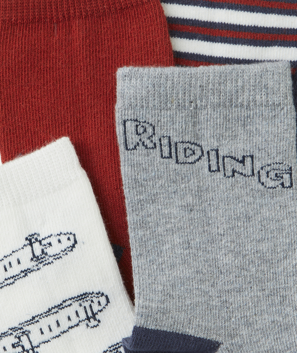 LOT DE 5 CHAUSSETTES HAUTES GARÇON THÈME SKATES BLEU ET ROUGE