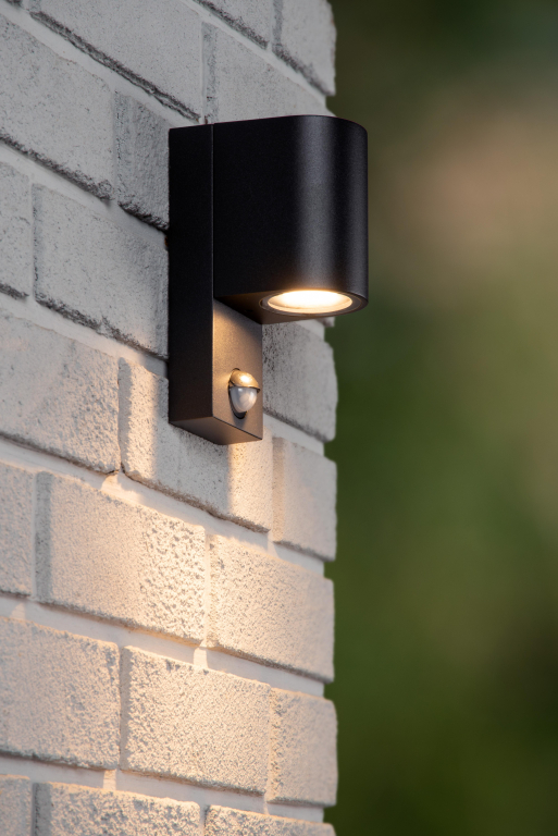 Lucide Zaro 1 wandlamp buiten met sensor IP65 rond zwart