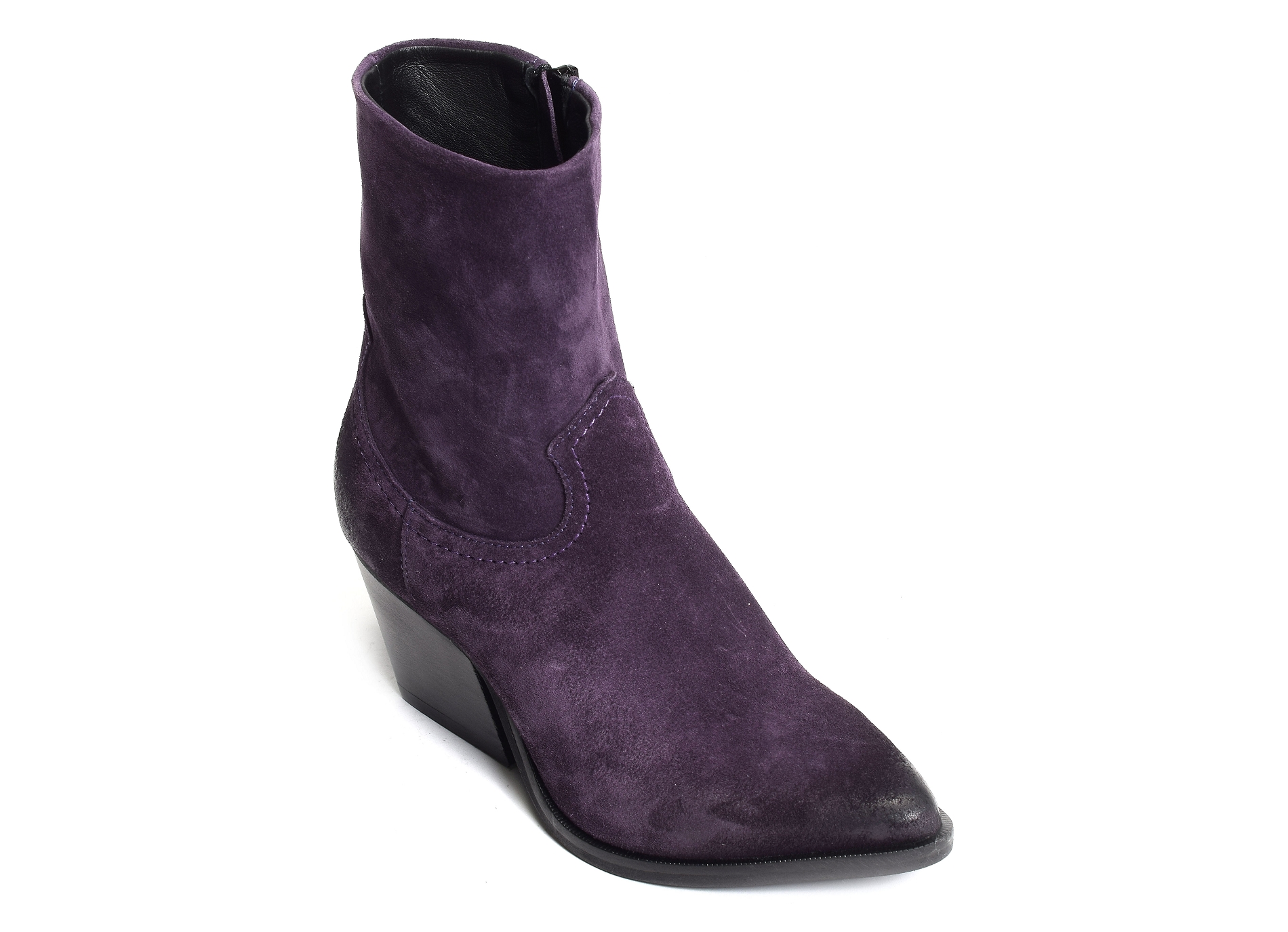 E702 violet