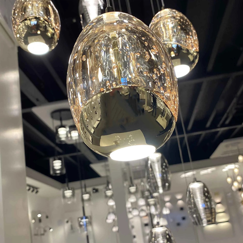 GOLDEN EGG ROND 3-LICHTS ZWART