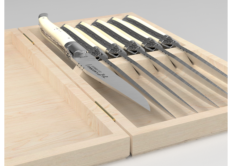 Service de 6 couteaux Laguiole avec un manche en os de bovin et mitres en acier inoxydable